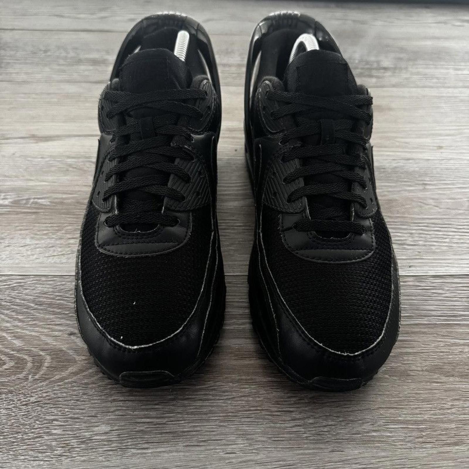Nike NIKE • Air Max 90 Flyease "Triple Black" (12M) Size US 12 / EU 45 - 6 Thumbnail