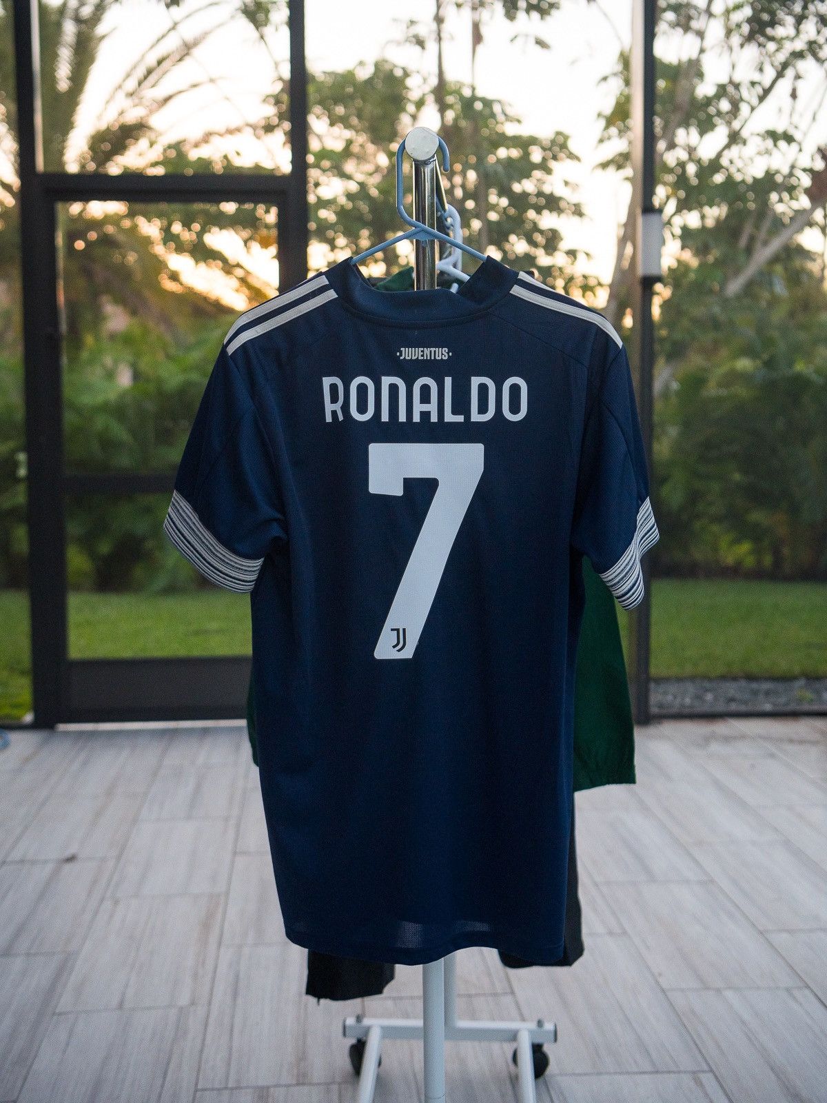 Juventus jersey 2020 away online