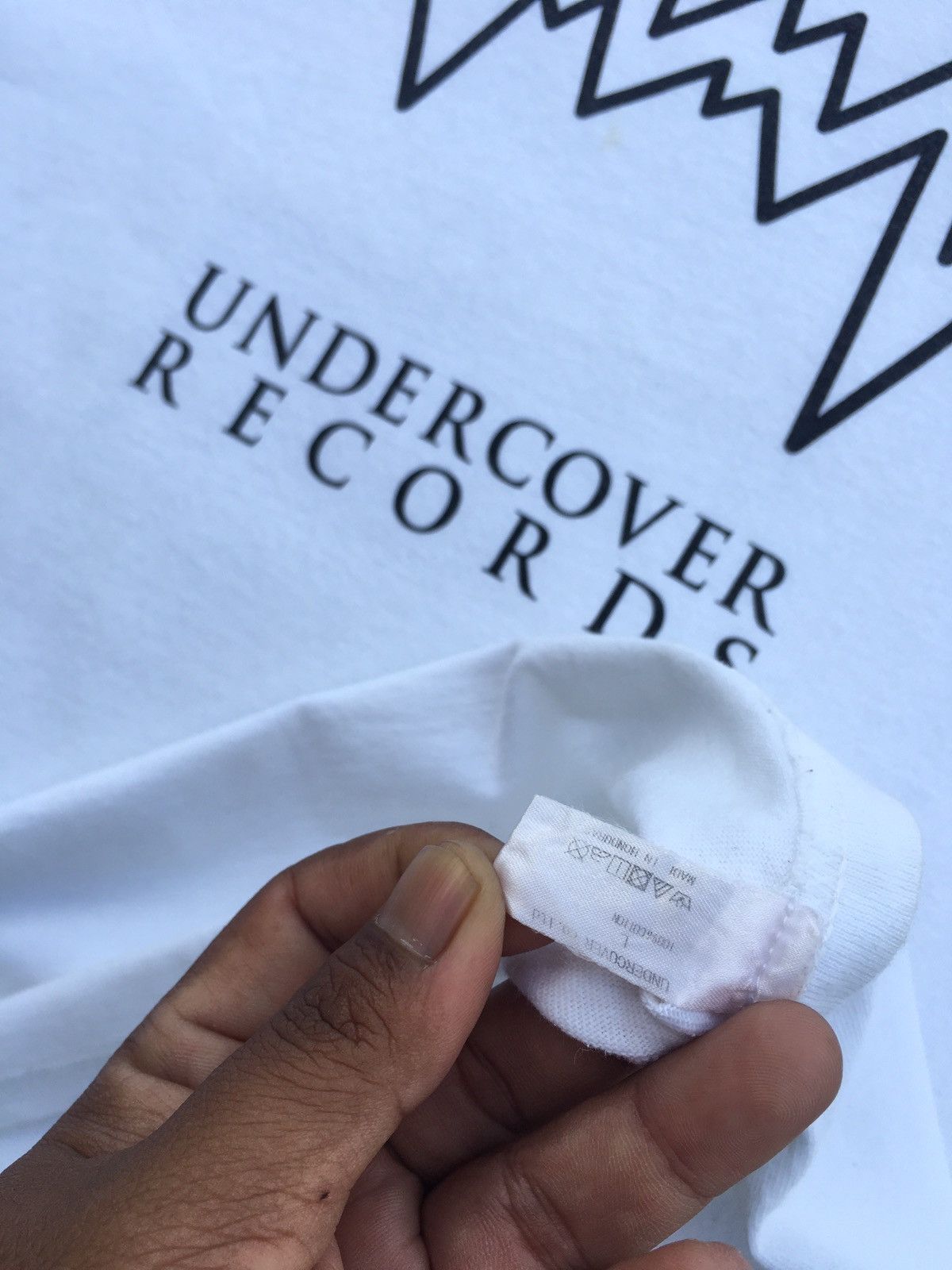 Undercover Rare UNDERCOVER Records “WAHNFRIEDEN” Spellout Tshirt Size US L / EU 52-54 / 3 - 13 Thumbnail