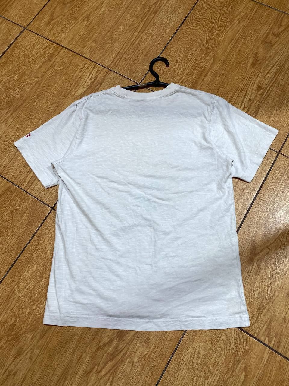 Uniqlo Uniqlo T-Shirt Size US S / EU 44-46 / 1 - 10 Thumbnail