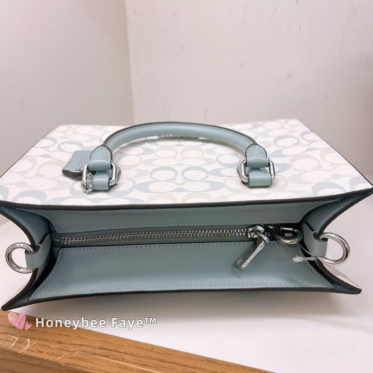 Coach Maggie Small Tote Bag In Pretty Signature Canvas CDZ08 Size ONE SIZE - 5 Thumbnail