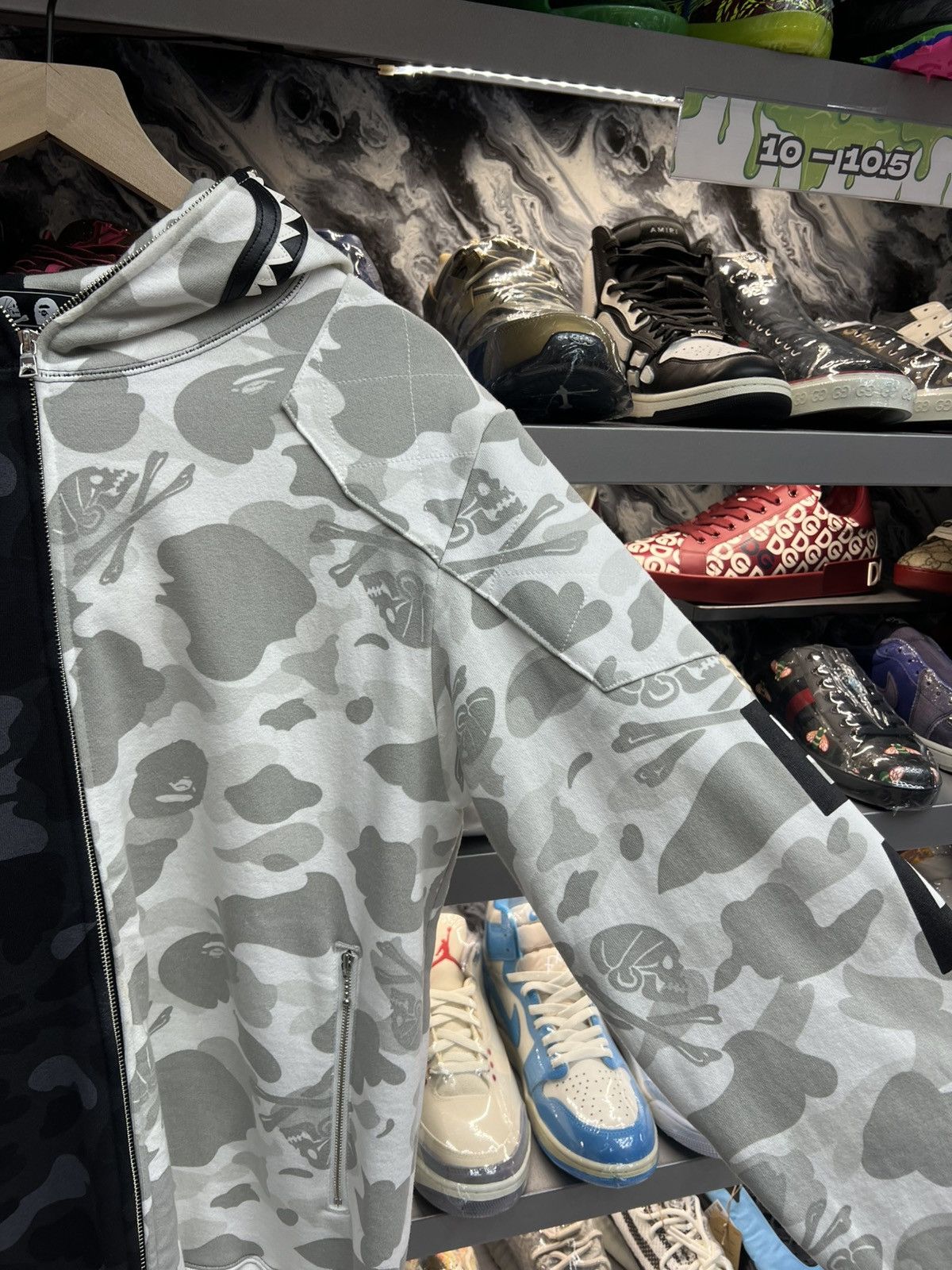Bape Bape x NEIGHBORHOOD Split Camo Shark Hoodie Size US XL / EU 56 / 4 - 4 Thumbnail