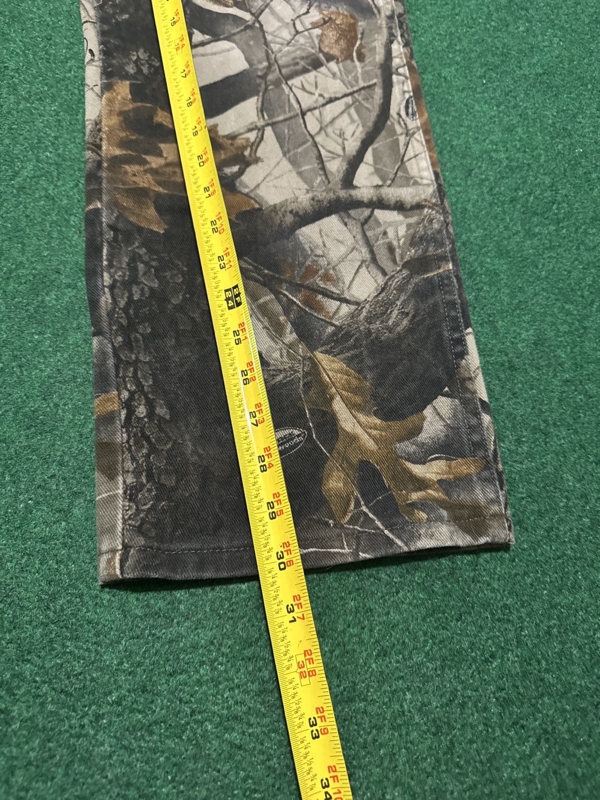 Wrangler Vintage Wrangler Realtree 34x30 Camo Baggy Hip Hop Pants Size US 34 / EU 50 - 6 Thumbnail