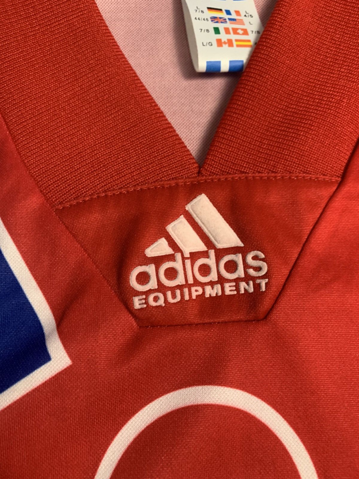Adidas × Vintage Vintage Soccer jersey FC Bayern Munich 1991/1993 Home Size US L / EU 52-54 / 3 - 6 Thumbnail