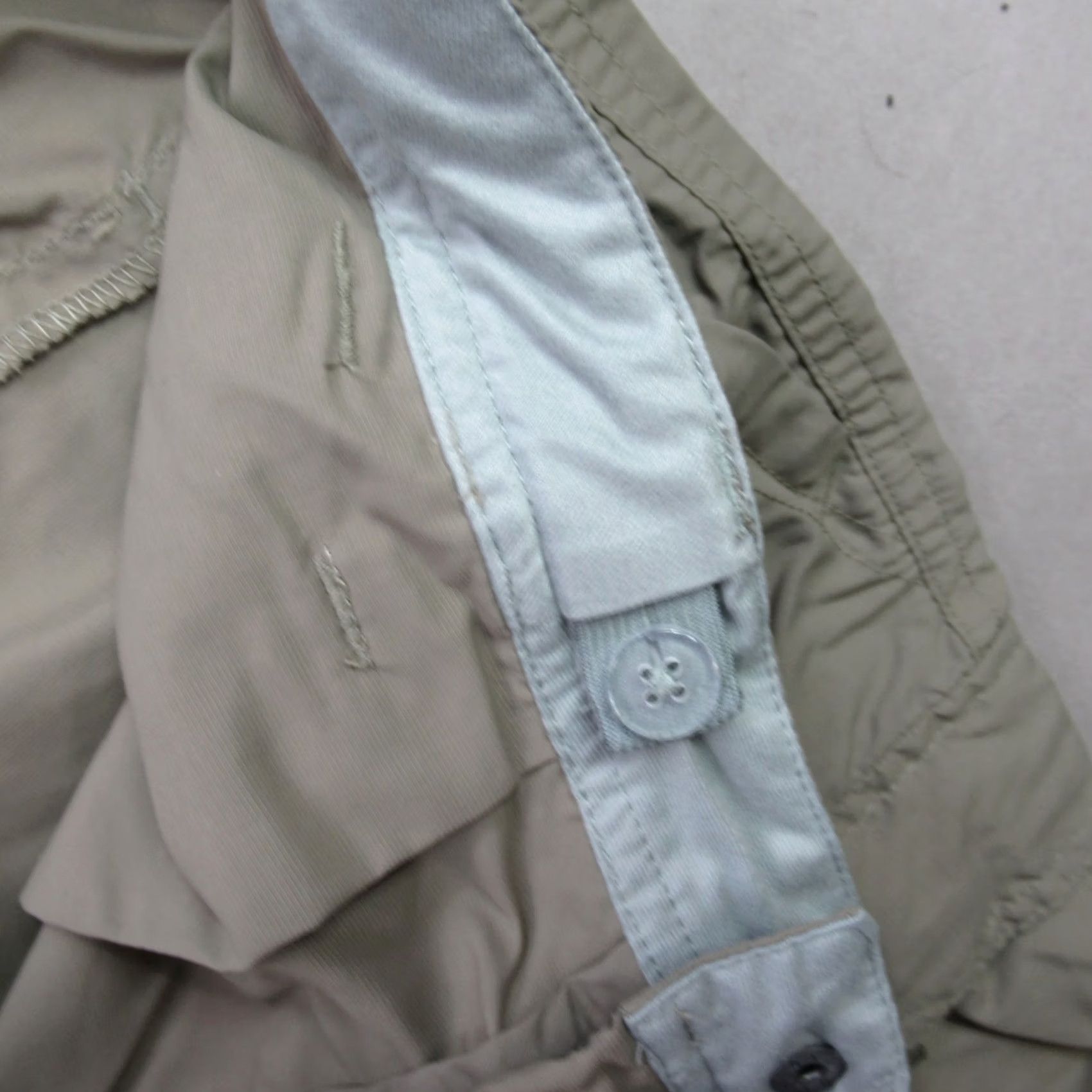 Vintage REI Shorts Womens 12 Pockets Lightweight Outdoors Hiking Cargo Brown Size 34" / US 12 / IT 48 - 4 Thumbnail