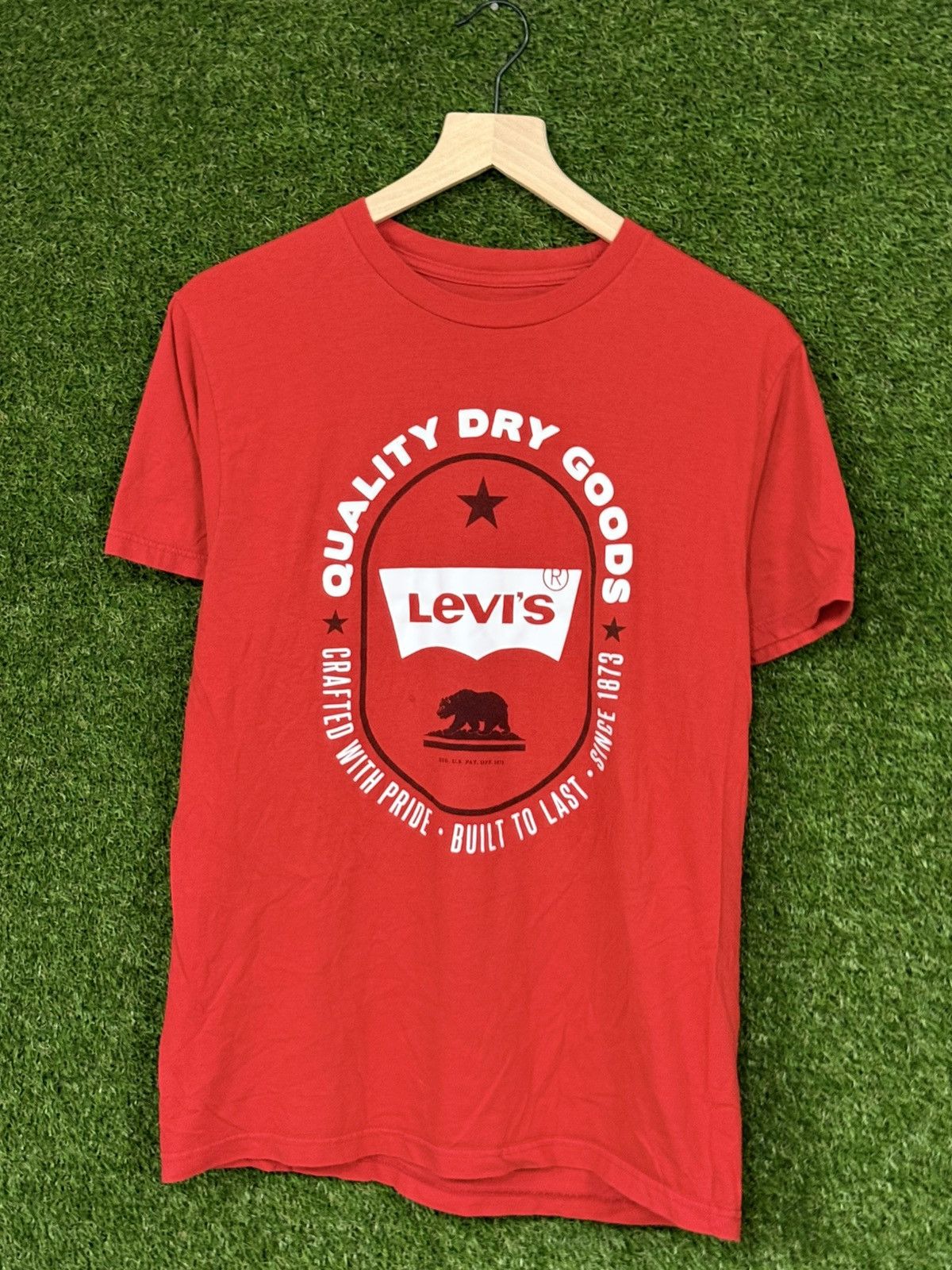 Levi's Levi's Red Dry Good Denim Jean Bear Star Logo T Shirt Medium Size US M / EU 48-50 / 2 - 1 Thumbnail