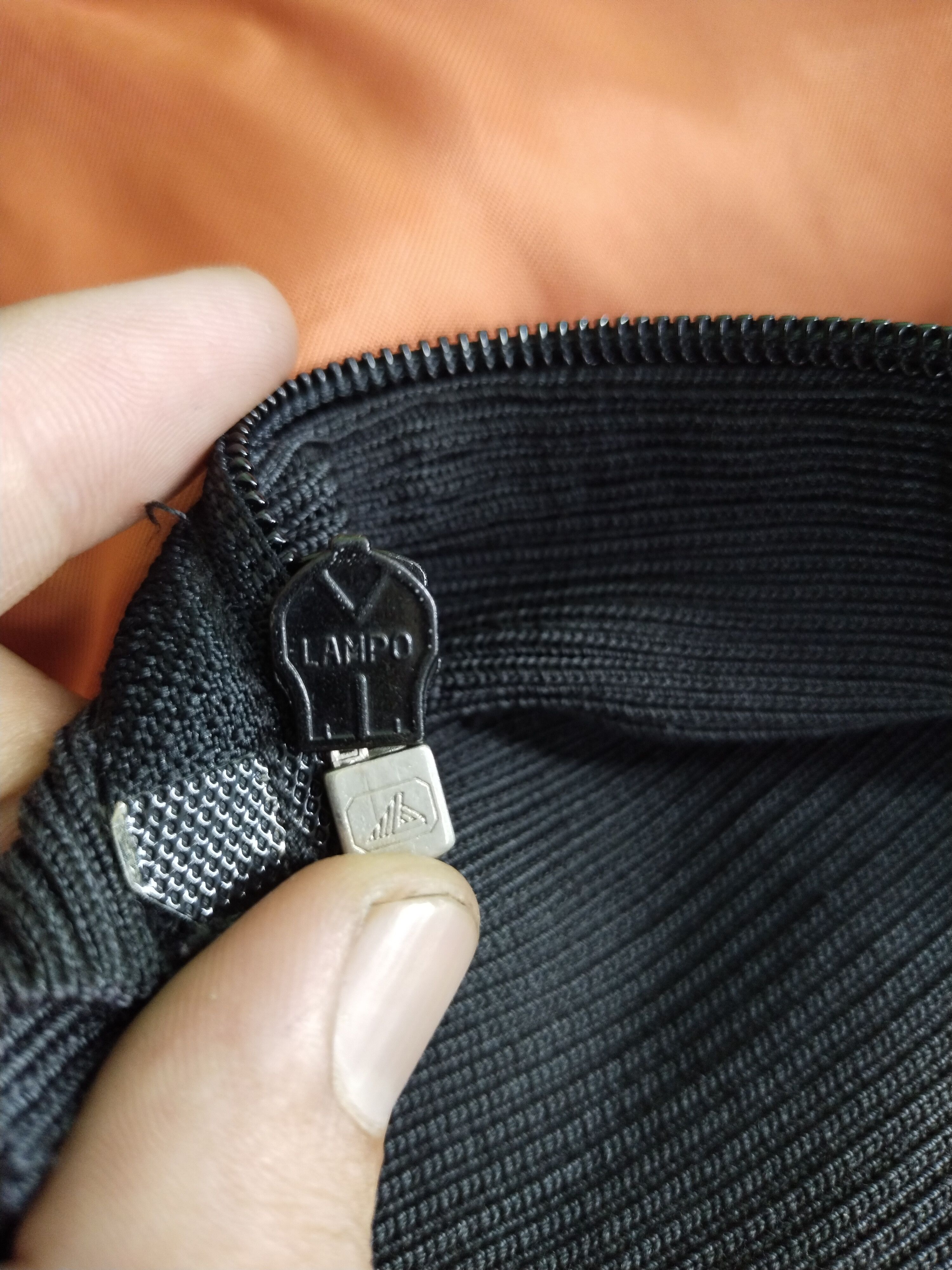 Moschino Vintage Moschino Cheapandchic Boutique Zipper Jacket Size M / US 6-8 / IT 42-44 - 8 Thumbnail