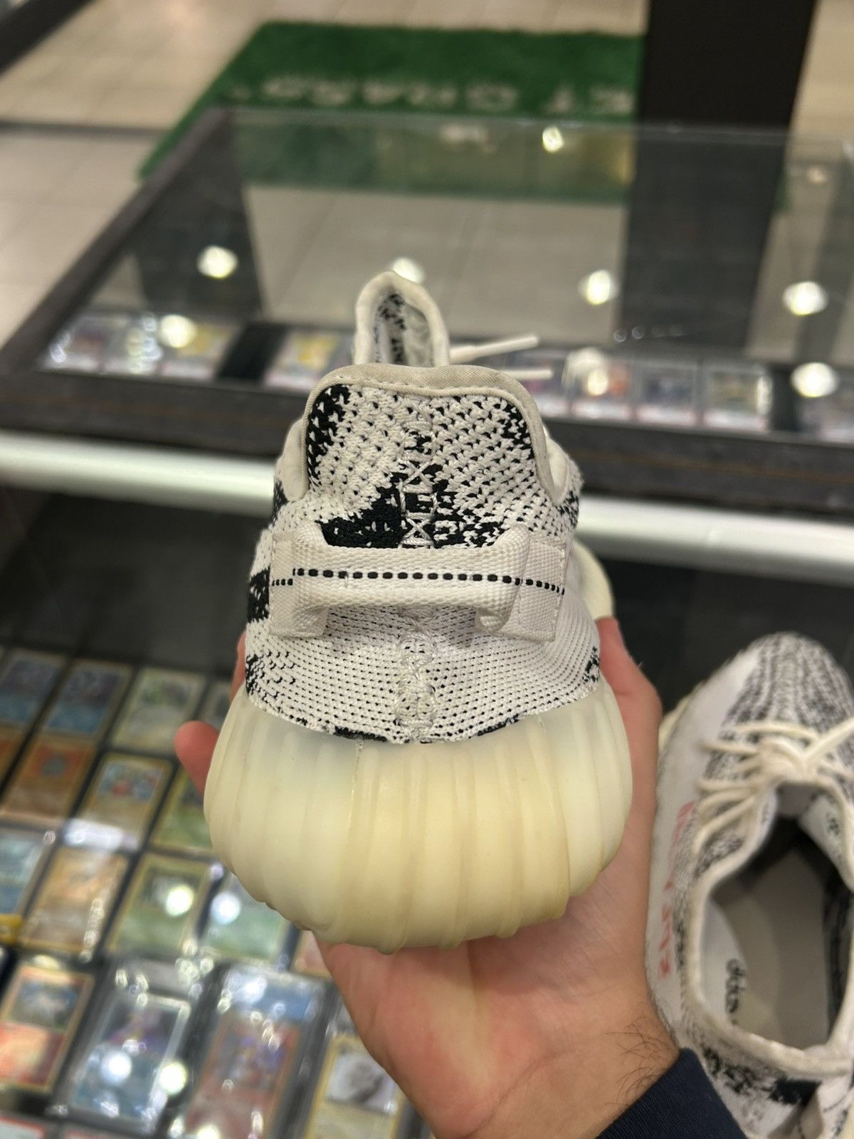 Yeezy Yeezy 350 Zebra 2022 Size US 11.5 / EU 44-45 - 9 Thumbnail