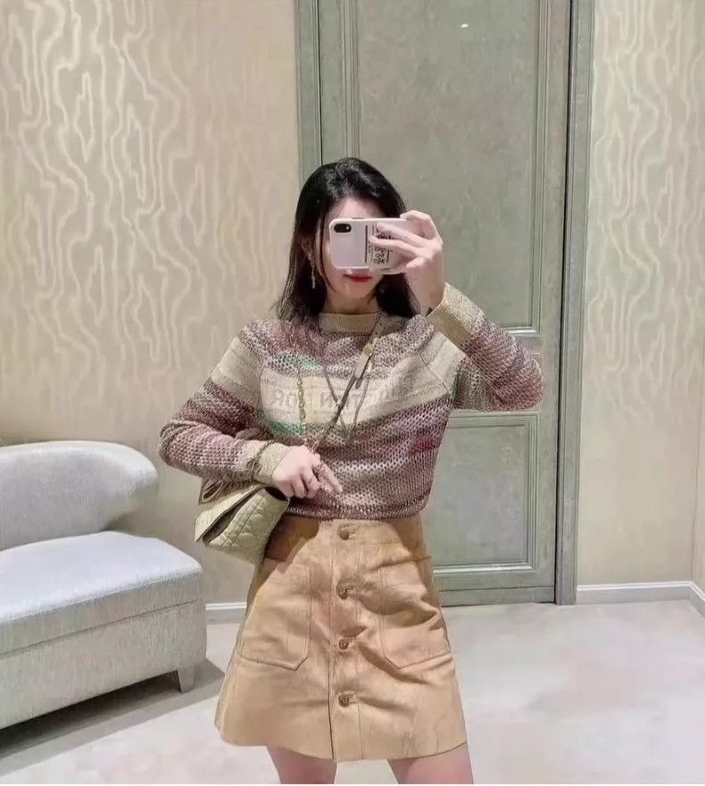 Dior Dior Khaki suede skirt 2504-Nextarrow Size 24" / US 00 / IT 34 - 8 Thumbnail