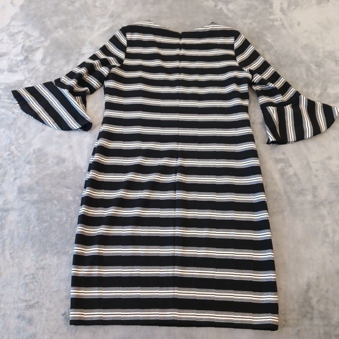 Calvin Klein Calvin Klein Sheath Dress Black Knit 3/4 Bell Sleeve Knee Length Size 16 Women Regular Vintage No Size XXL / US 16-18 / IT 52-54 - 2 Thumbnail