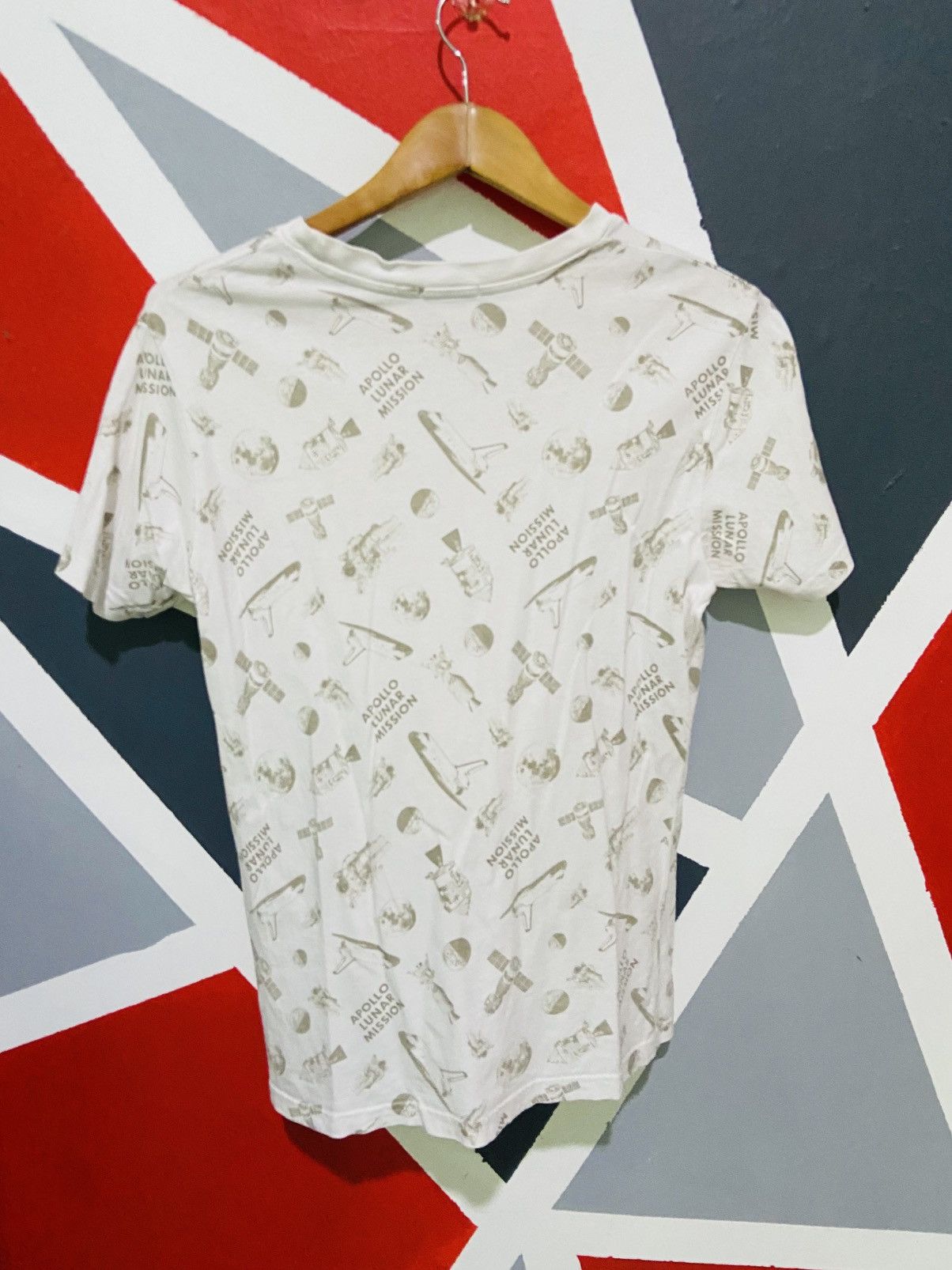 Japanese Brand Guu- Full Pront Apollo LunaR Mission Size US S / EU 44-46 / 1 - 2 Thumbnail