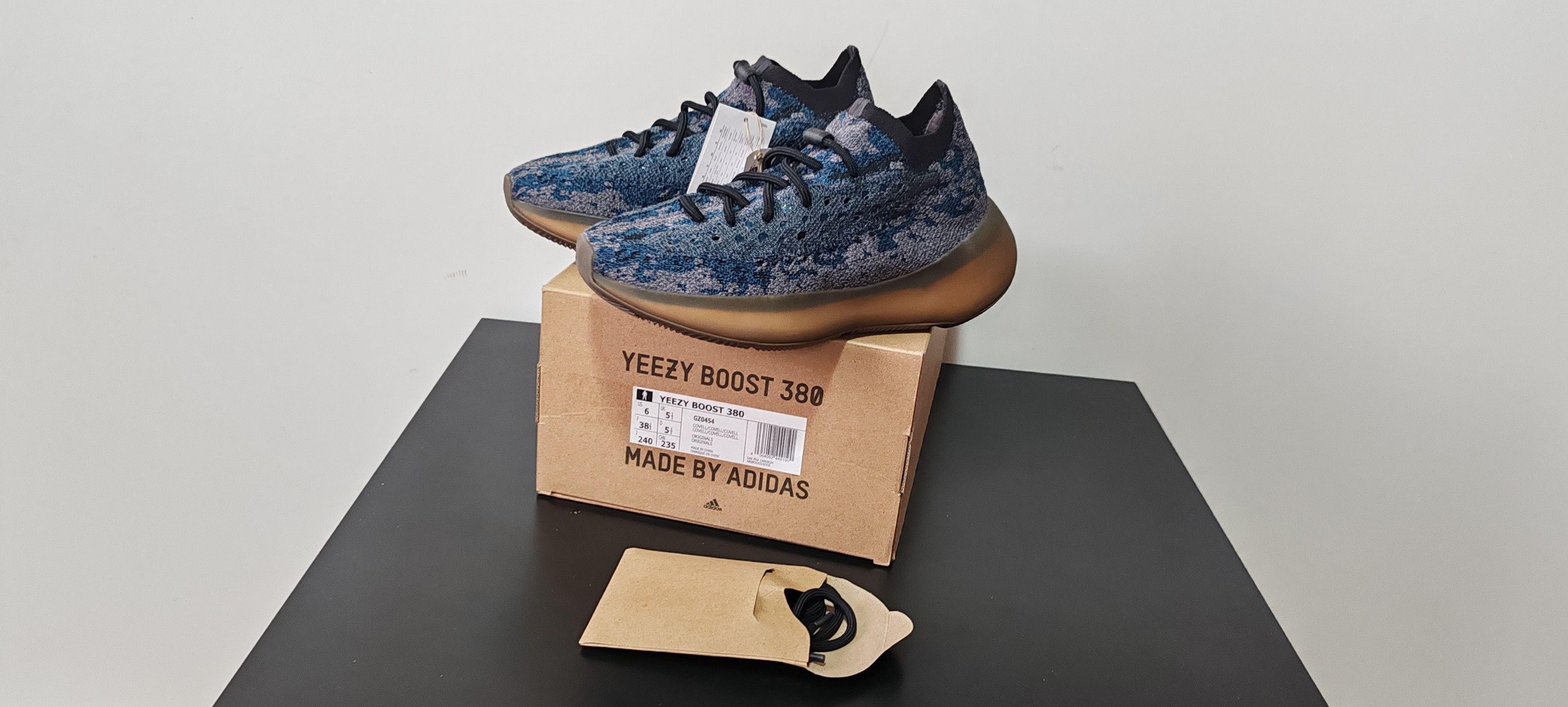 Adidas Adidas YEEZY Boost 380 Tg:38.5 Size US 6 / EU 39 - 4 Thumbnail