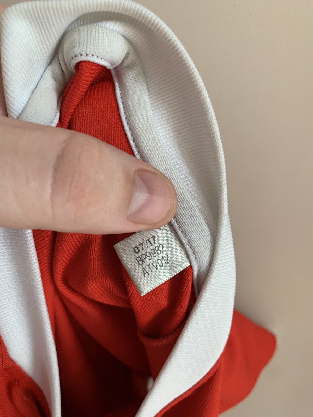 Adidas Wales 2018 Home Football Shirt Adidas Soccer Jersey Size S Size US S / EU 44-46 / 1 - 16 Thumbnail