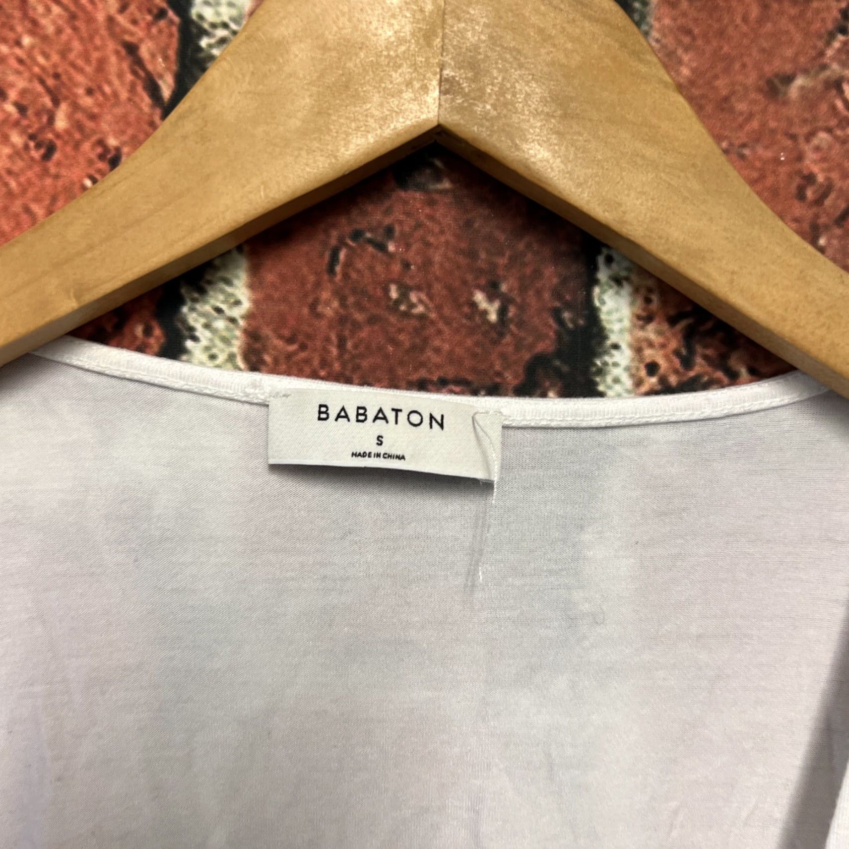 Aritzia Aritzia Babaton Jeronimo Tie Front Knot Tank Size Small White Size S / US 4 / IT 40 - 2 Thumbnail