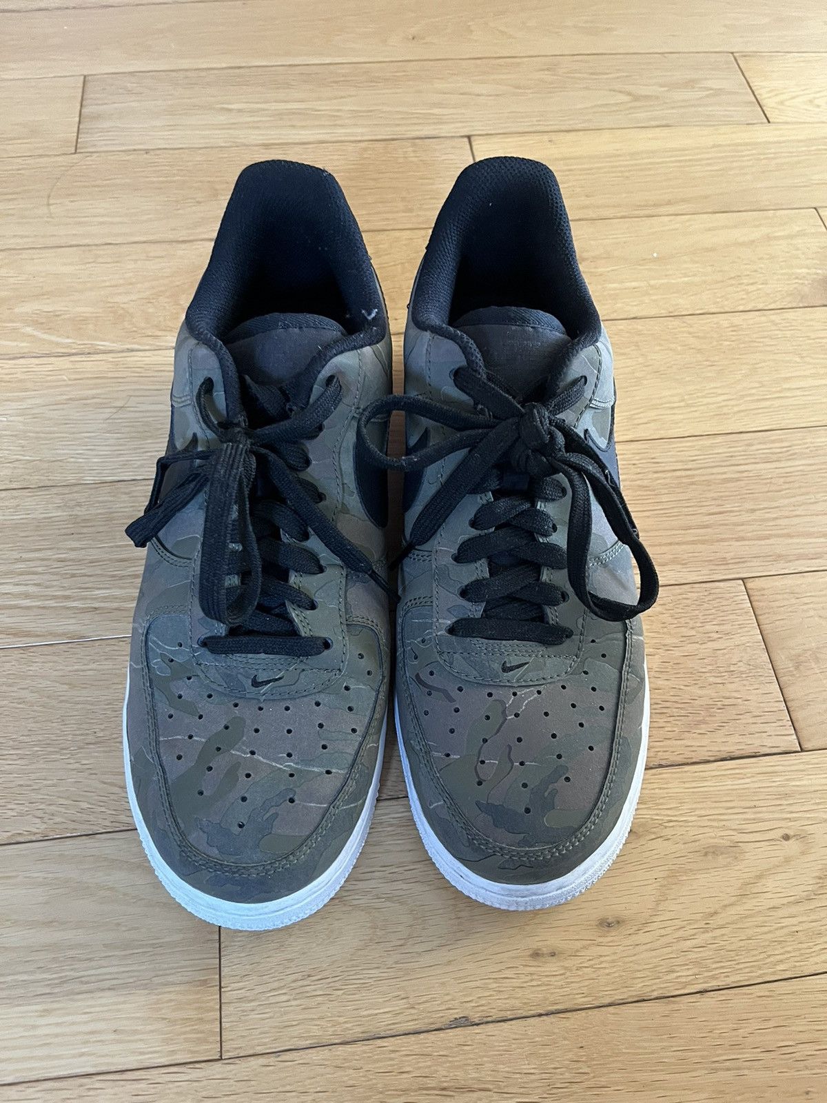 Nike Nike Air Force 1 Low Olive Reflective Camo Size US 9 / EU 42 - 2 Thumbnail