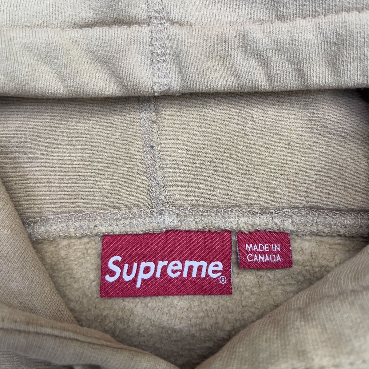 Supreme Supreme Embossed Logo Hoodie Size US M / EU 48-50 / 2 - 5 Thumbnail
