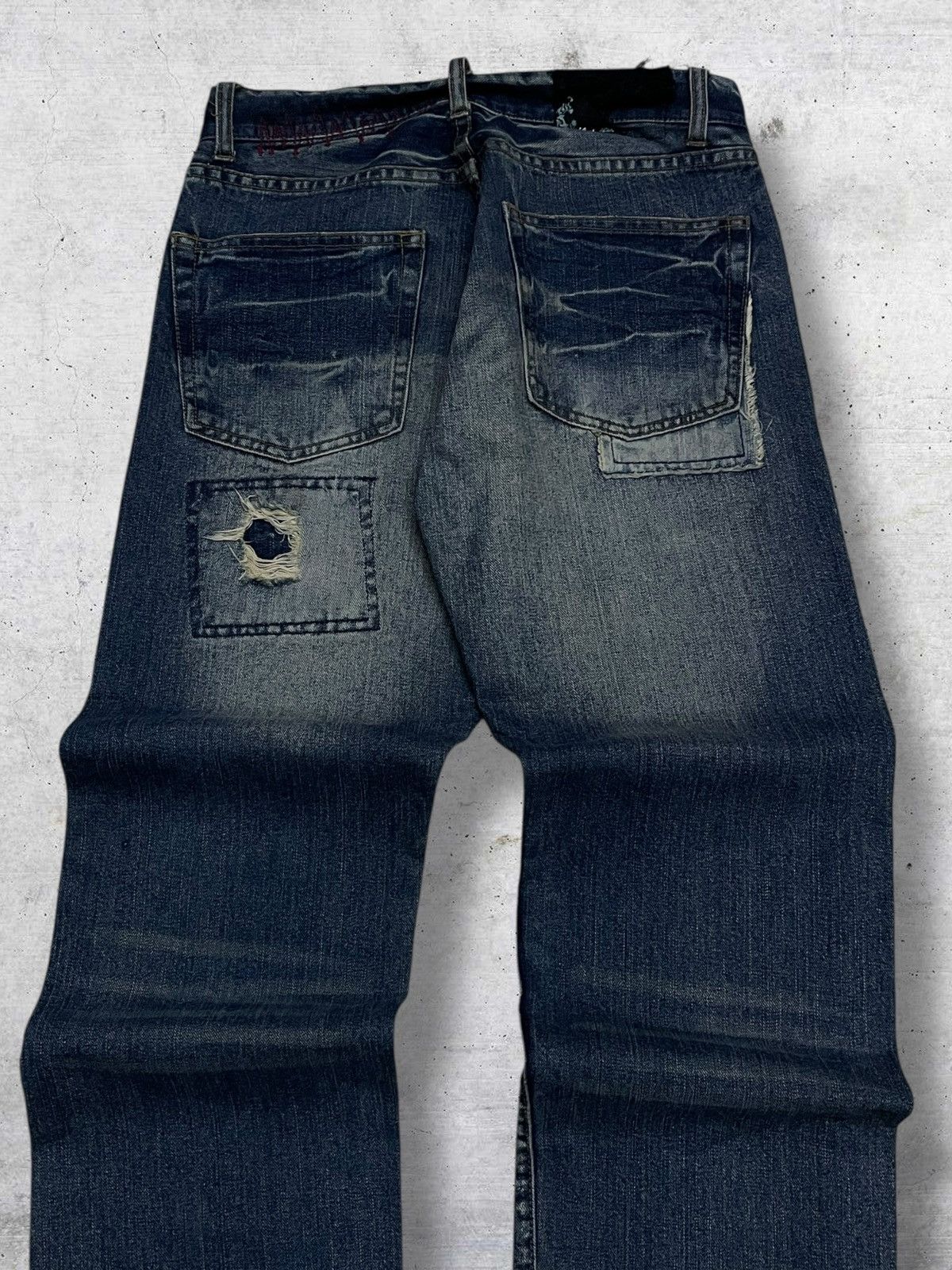 LOWBOX JAPAN LOWBOX DISTRESSED RIPPED PATCHWORK 90S JAPAN DESIGNER Size US 29 - 11 Thumbnail