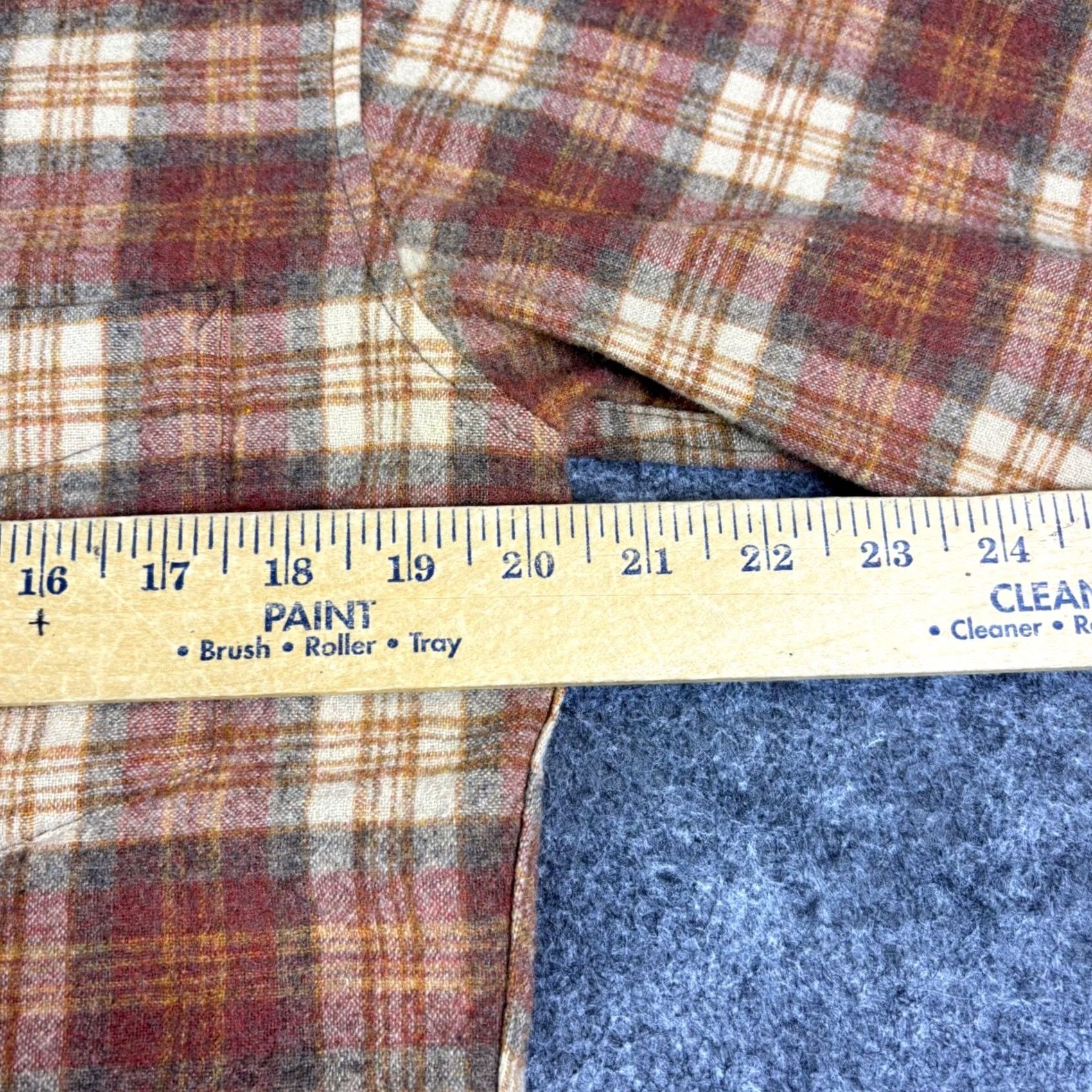 Pendleton VINTAGE Pendleton Wool Shirt Mens Medium Plaid Flannel Brown 80s Size US M / EU 48-50 / 2 - 5 Thumbnail