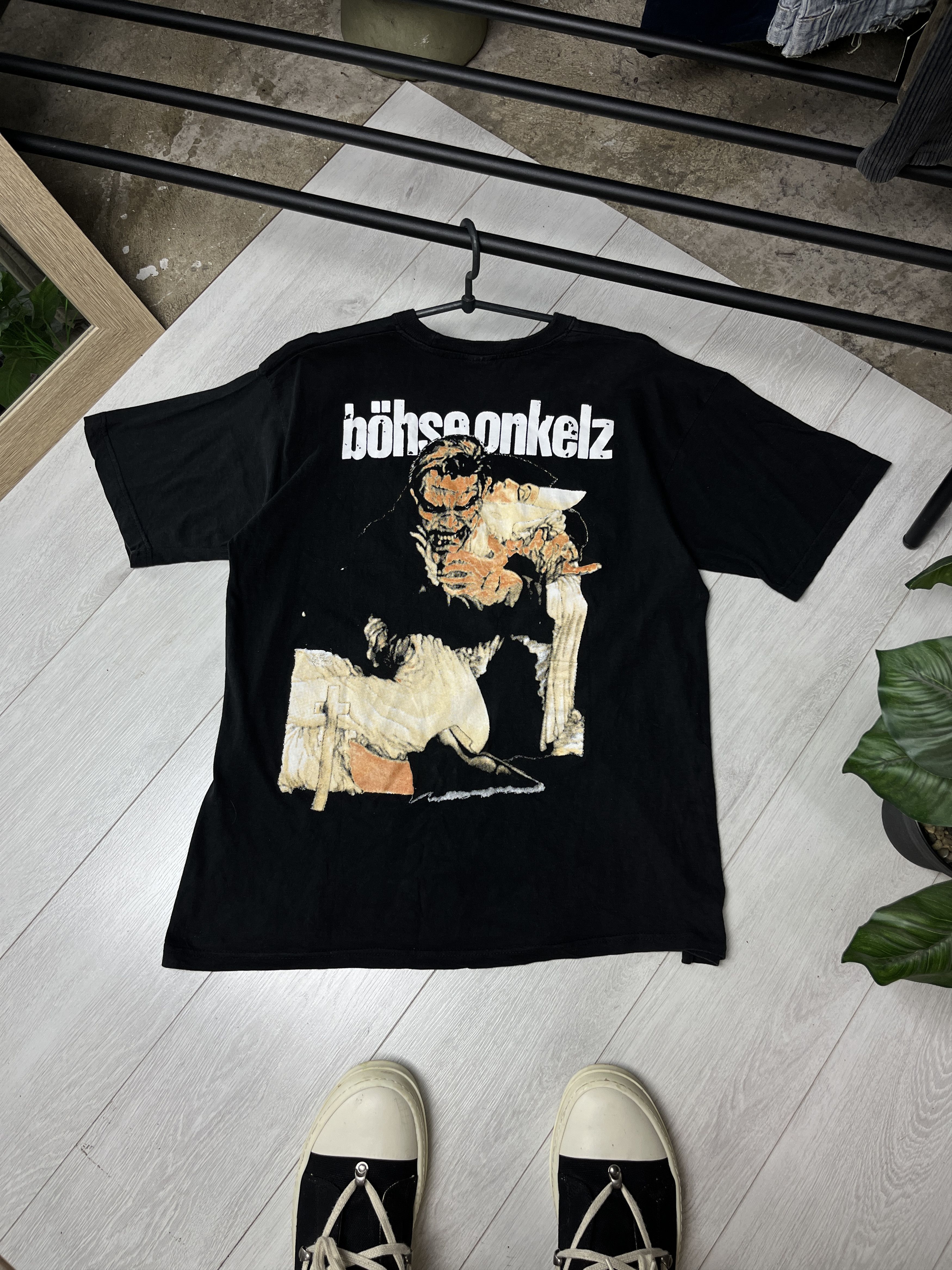 Band Tees 1990s BÖHSE ONKELZ DEMON GRAPHIC TEE - № 860 Size US L / EU 52-54 / 3 - 1 Thumbnail