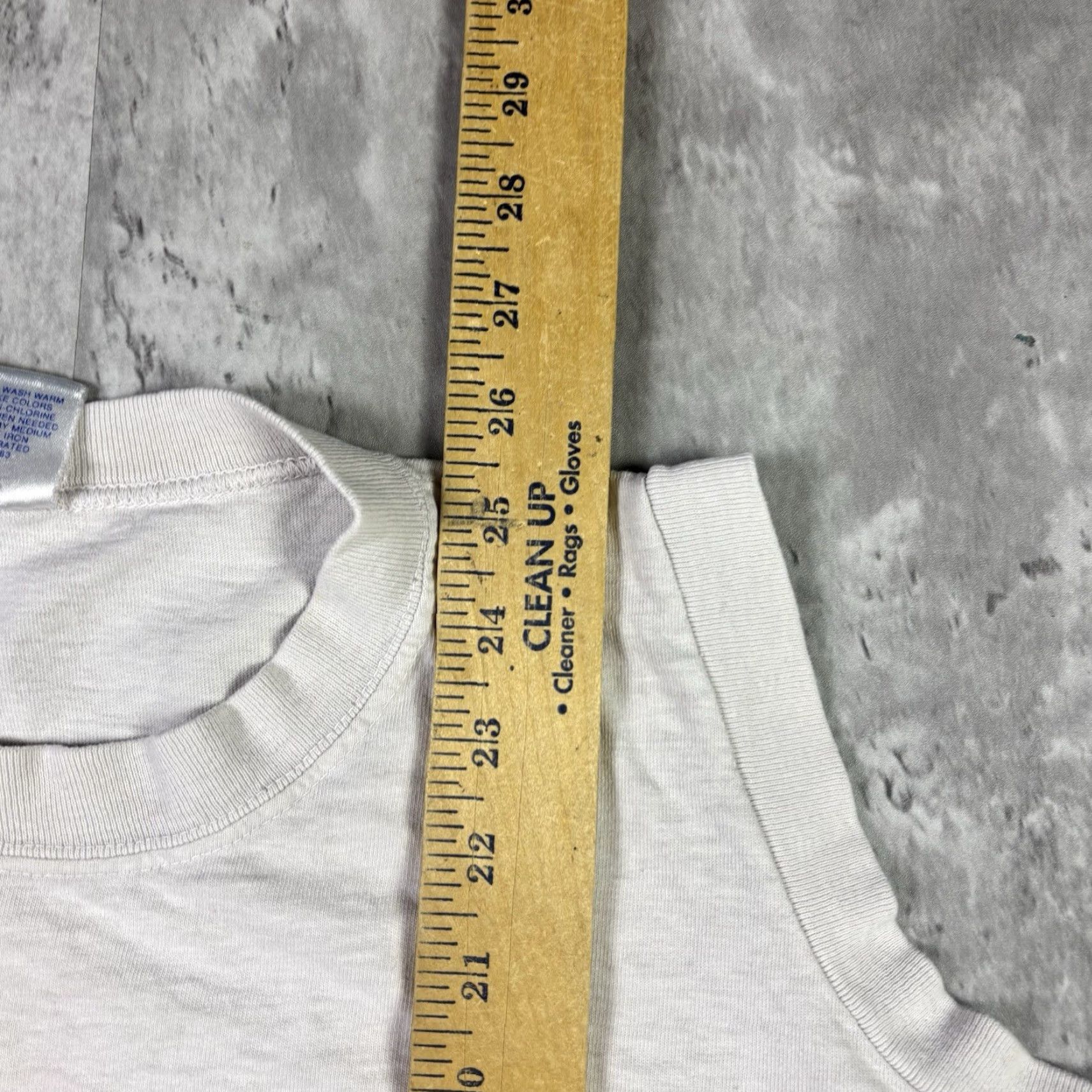 Levi's VINTAGE Levi's Women Sleeveless Shirt Ride The Tide Alice in Wonderland 90s Cropped Tank White Medium Size M / US 6-8 / IT 42-44 - 4 Thumbnail