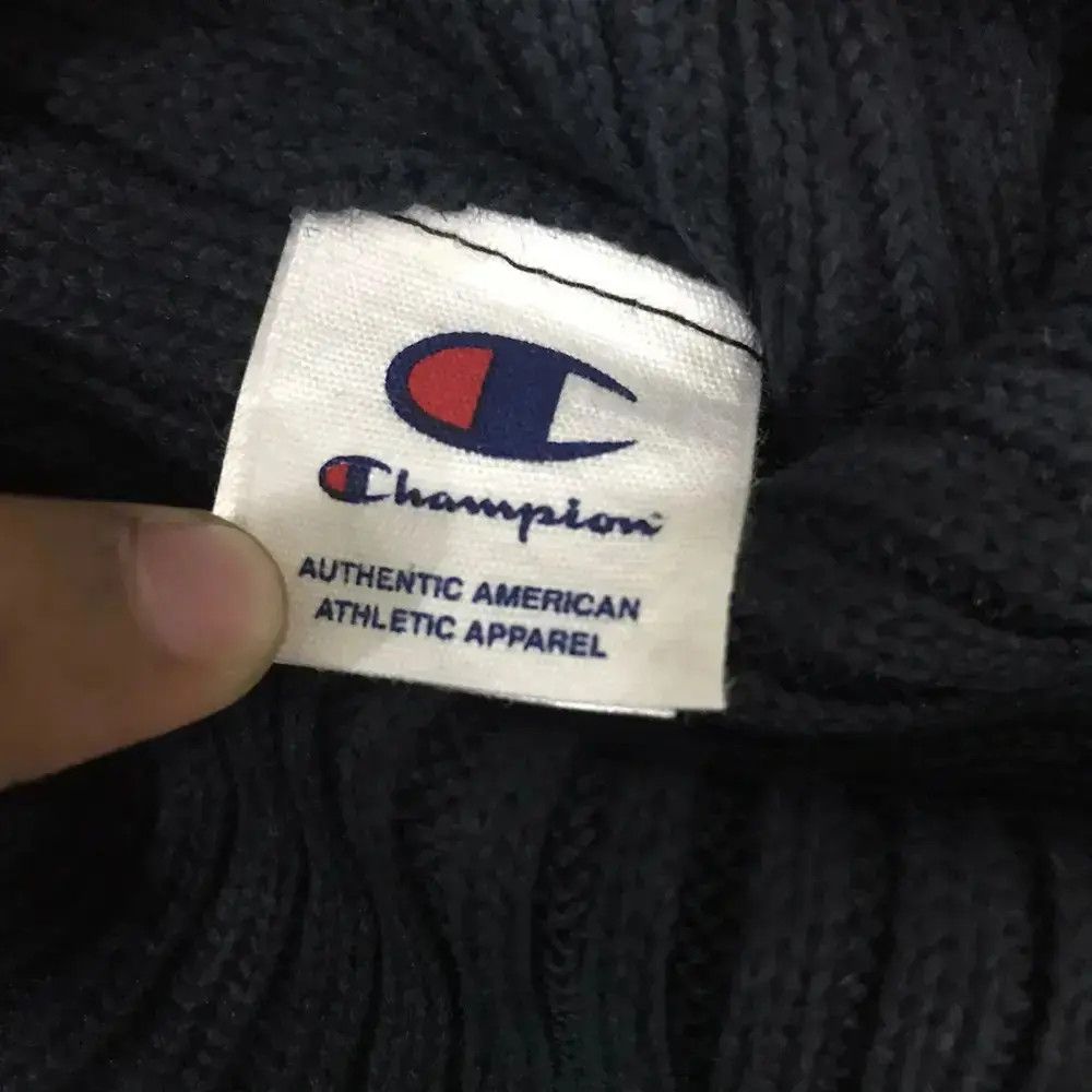 Champion × Vintage Champion Small Logo Beanie Hat Size ONE SIZE - 5 Thumbnail