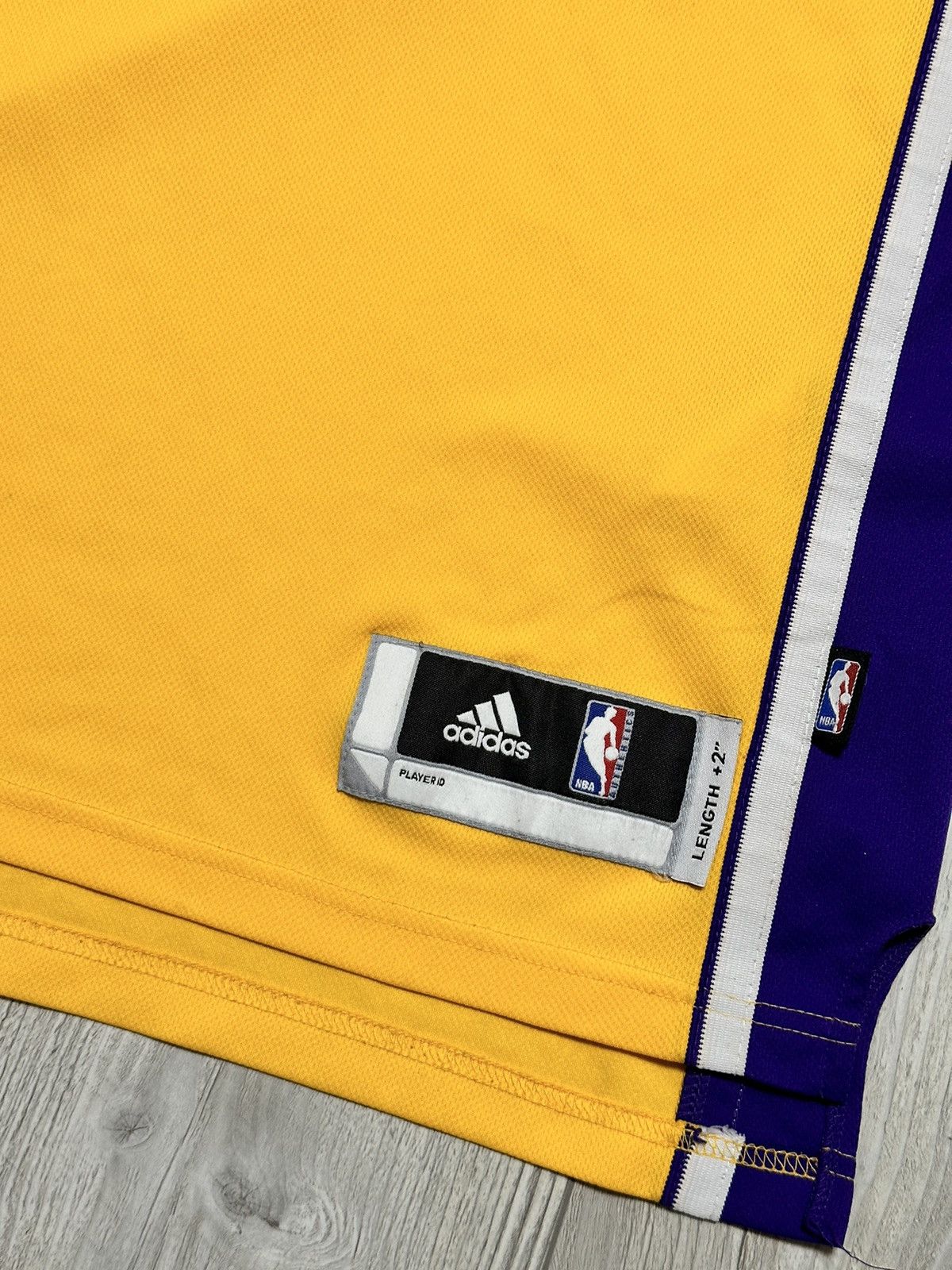 NBA 2013 2014 Lakers Howard Adidas Home NBA Basketball Jersey Size US L / EU 52-54 / 3 - 4 Thumbnail