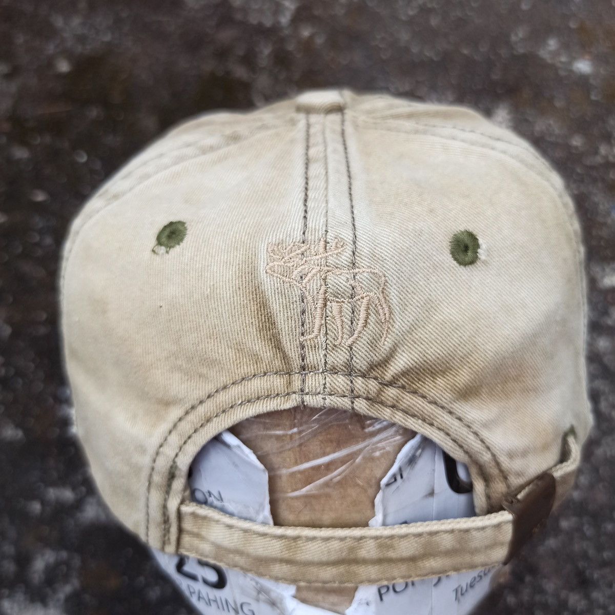 Abercrombie & Fitch Sick distressed wash hat by abercombie new york Size ONE SIZE - 5 Thumbnail