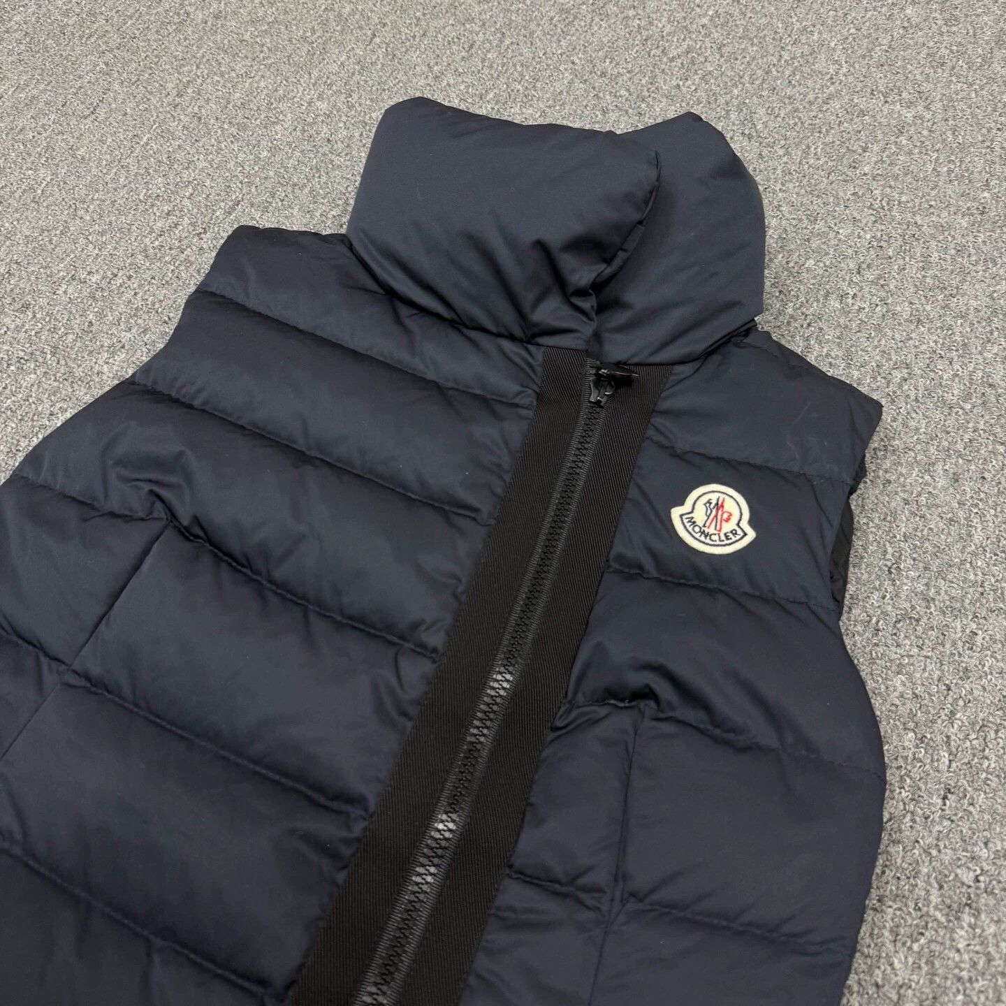 Moncler Moncler Navy Logo Down Jacket 0 99% New Size XS / US 0-2 / IT 36-38 - 3 Thumbnail