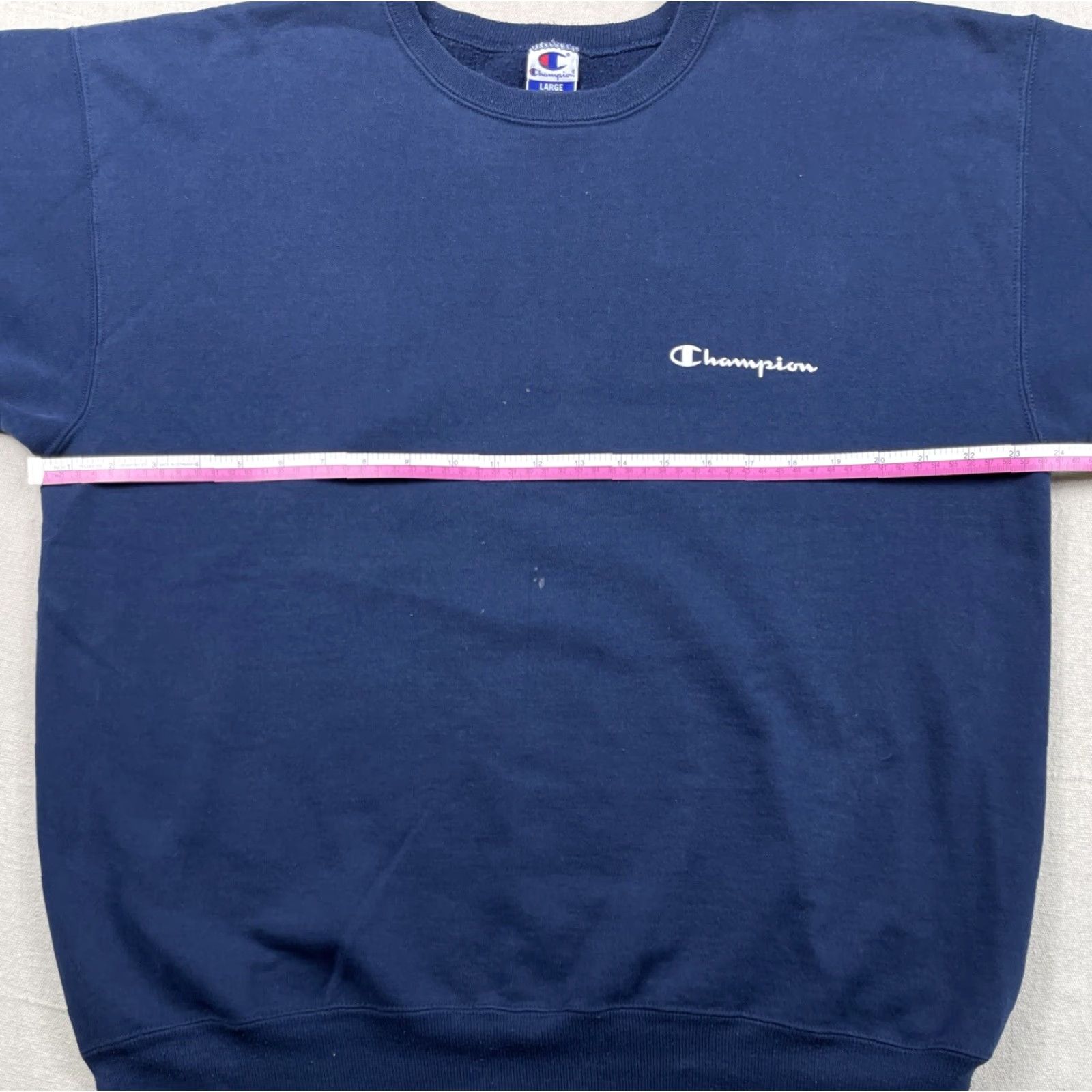 Champion VINTAGE Champion Crewneck Sweatshirt Sz L Mens Navy Blue Script Spell Out Logo Embroidered Size US L / EU 52-54 / 3 - 4 Thumbnail