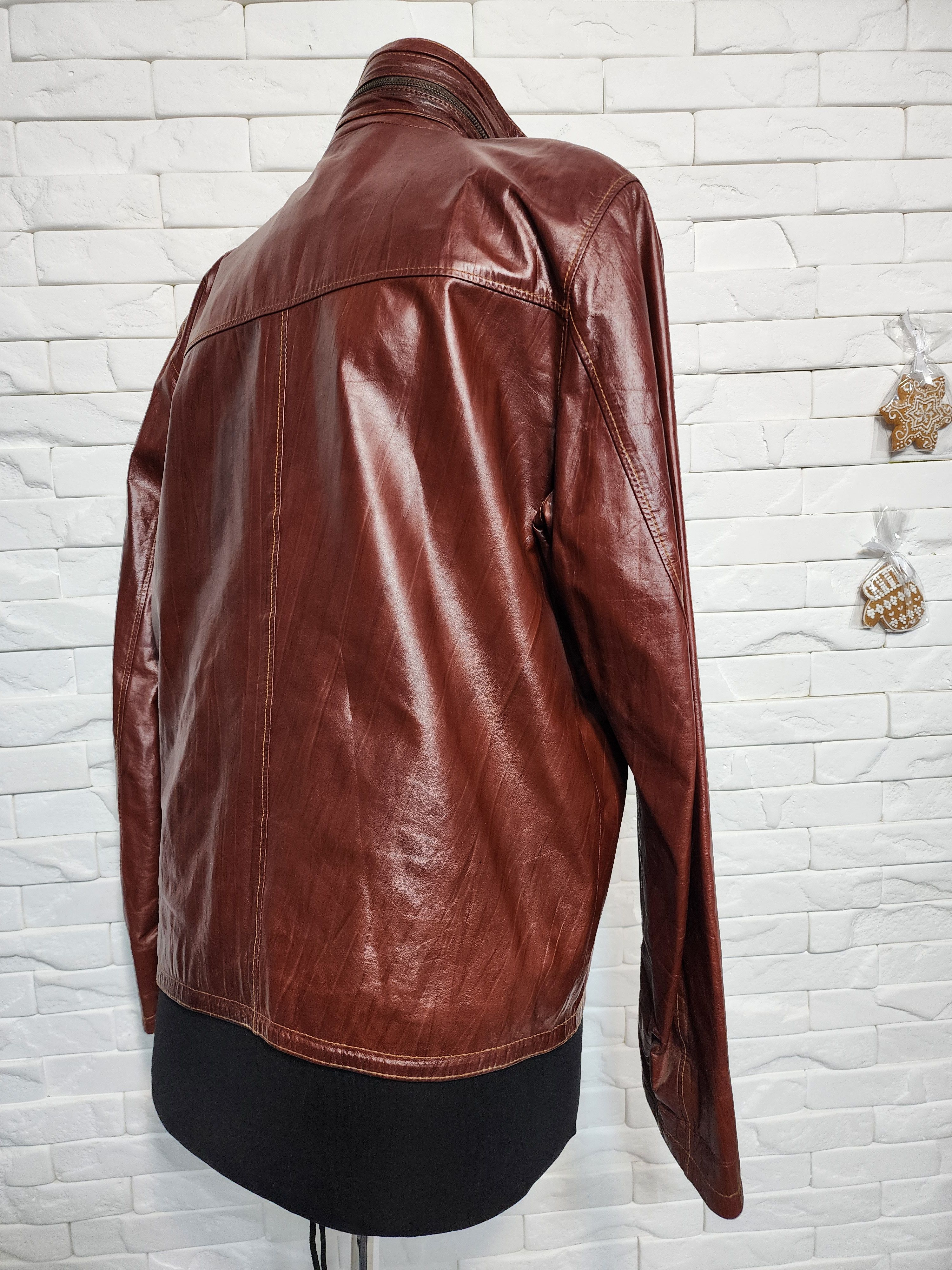 Uniqlo Men's Brown Genuine Leather Jacket: Size US M / EU 48-50 / 2 - 5 Thumbnail
