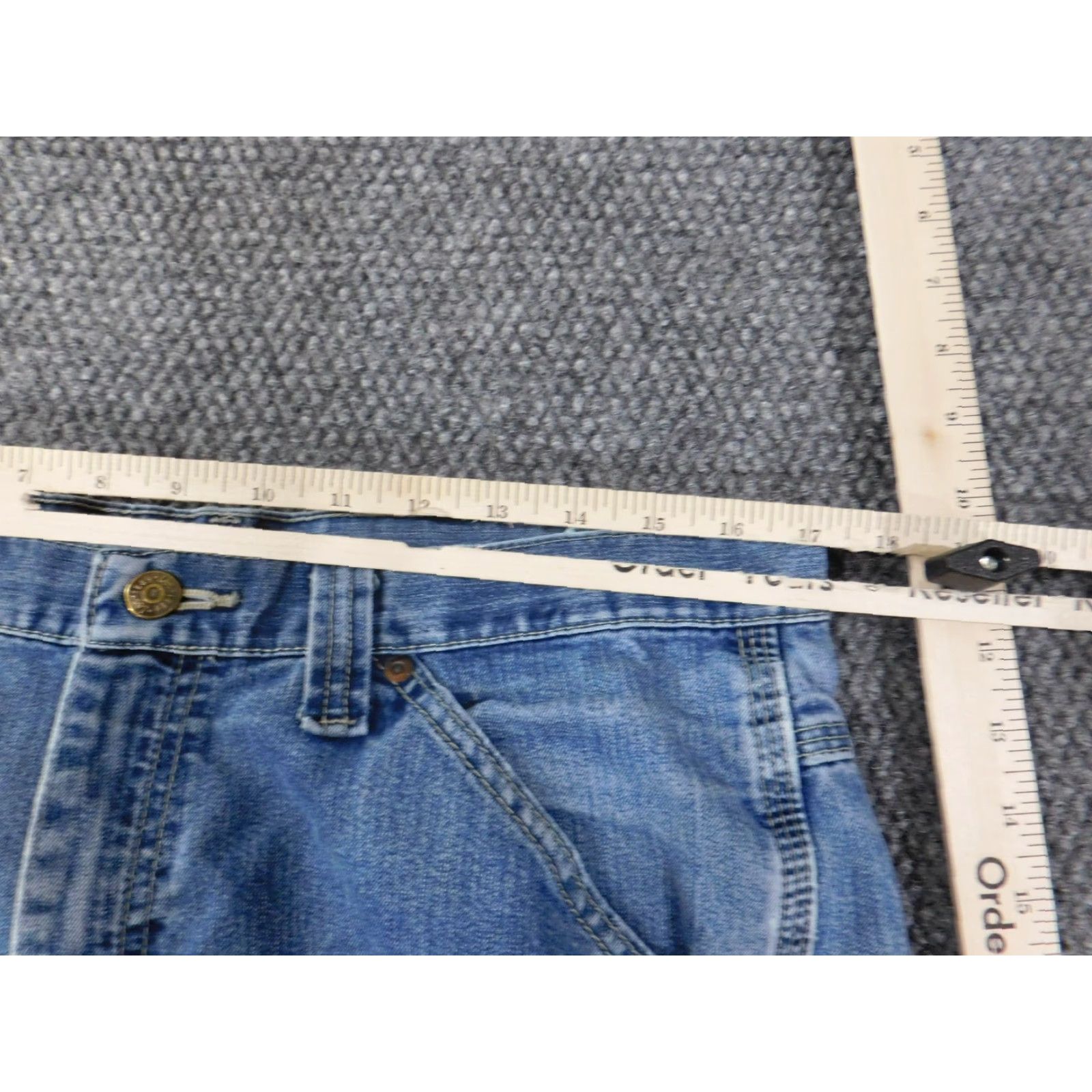 Lee Lee Jeans Men Jeans Regular 33x32 Light Wash Distressed Cotton Denim USA Zipper Pockets Size US 33 - 7 Thumbnail