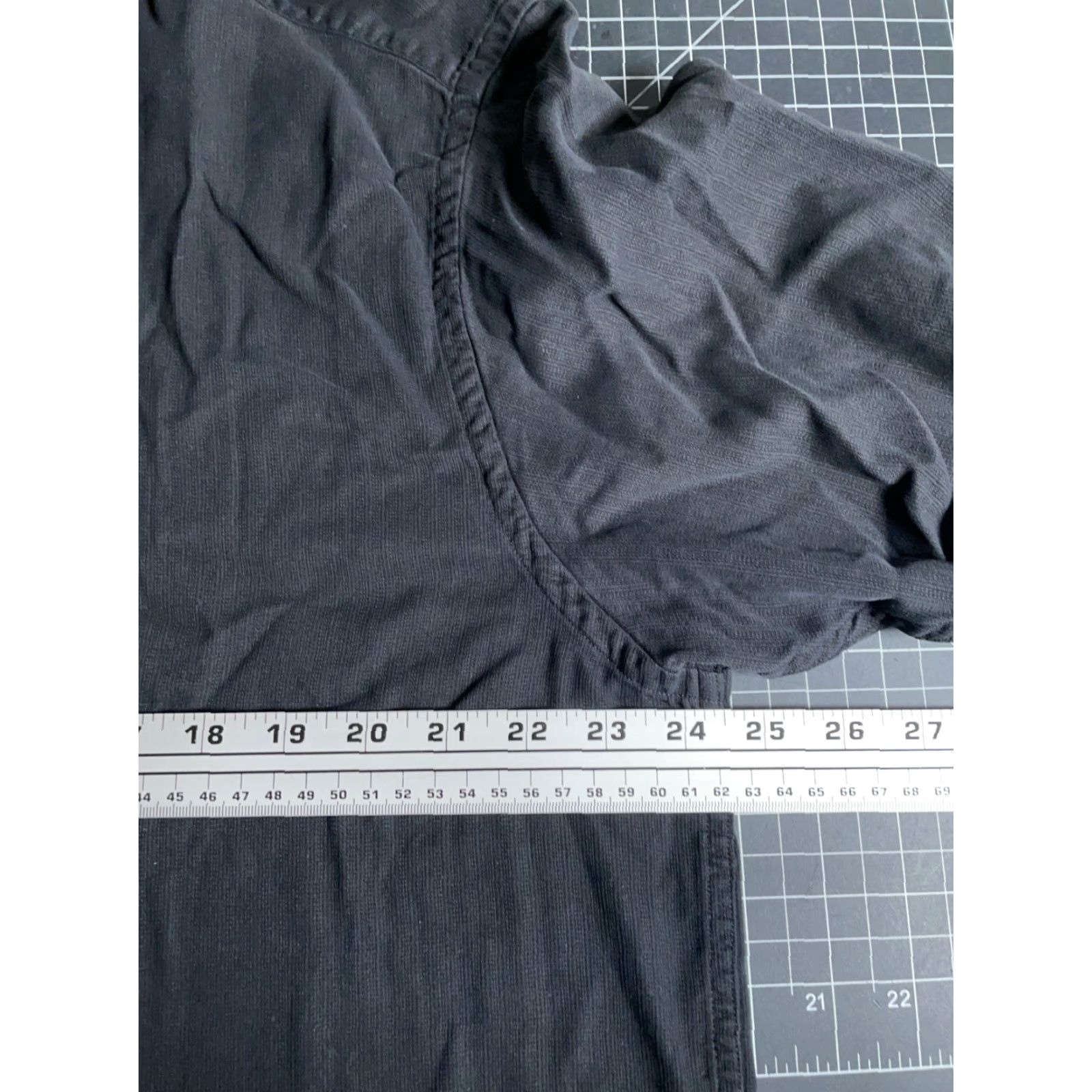 Vintage Jhane Barnes Silk Button-Up Shirt XL Black Short Sleeve Men’s Solid Textured Casual 90s Retro Preppy Size US XL / EU 56 / 4 - 5 Thumbnail