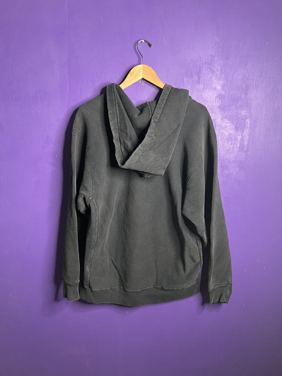 Carhartt × Vintage Vintage 90s Carhartt cut neck chest logo hoodie Size US L / EU 52-54 / 3 - 2 Thumbnail