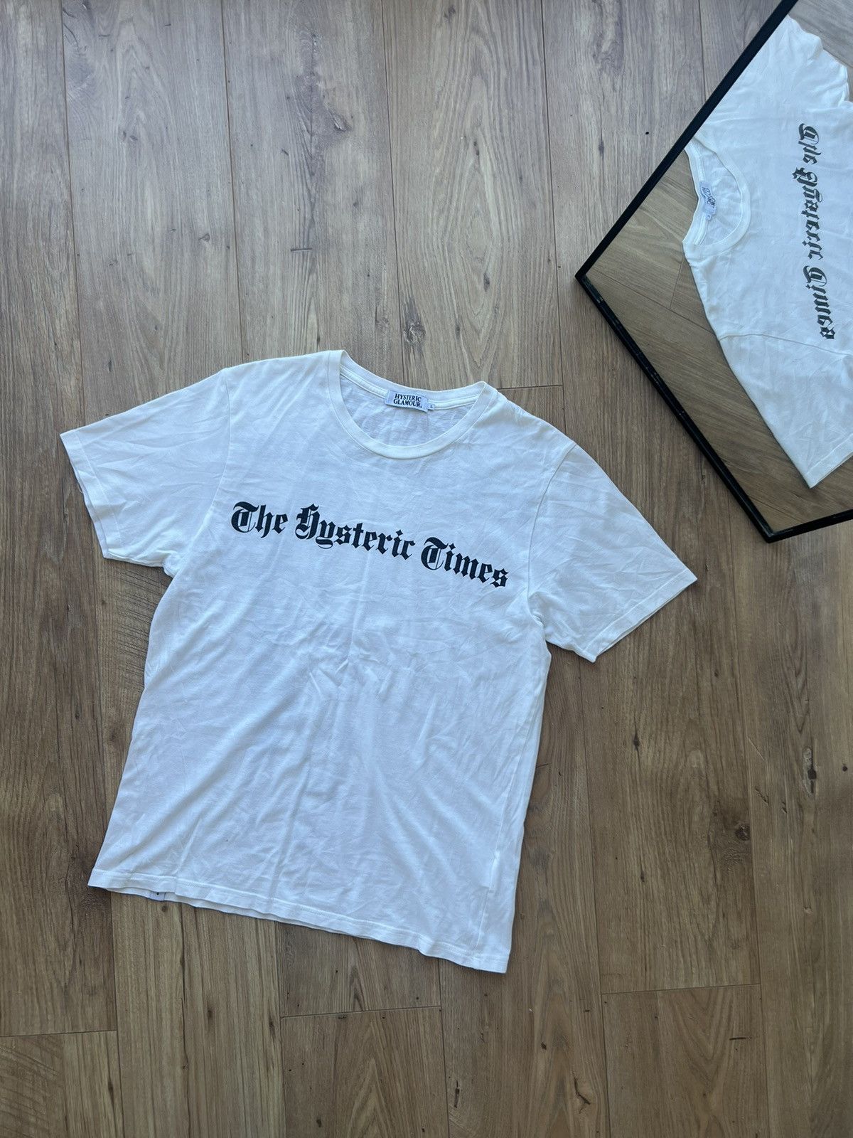 Hysteric Glamour HYSTERIC GLAMOUR THE HYSTERIC TIMES RARE Y2K NAKED LADY TEE Size US L / EU 52-54 / 3 - 3 Thumbnail