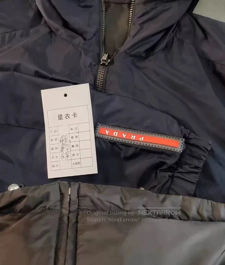 Prada Prada Reversible Cotton Jacket with Logo. Size US M / EU 48-50 / 2 - 6 Thumbnail