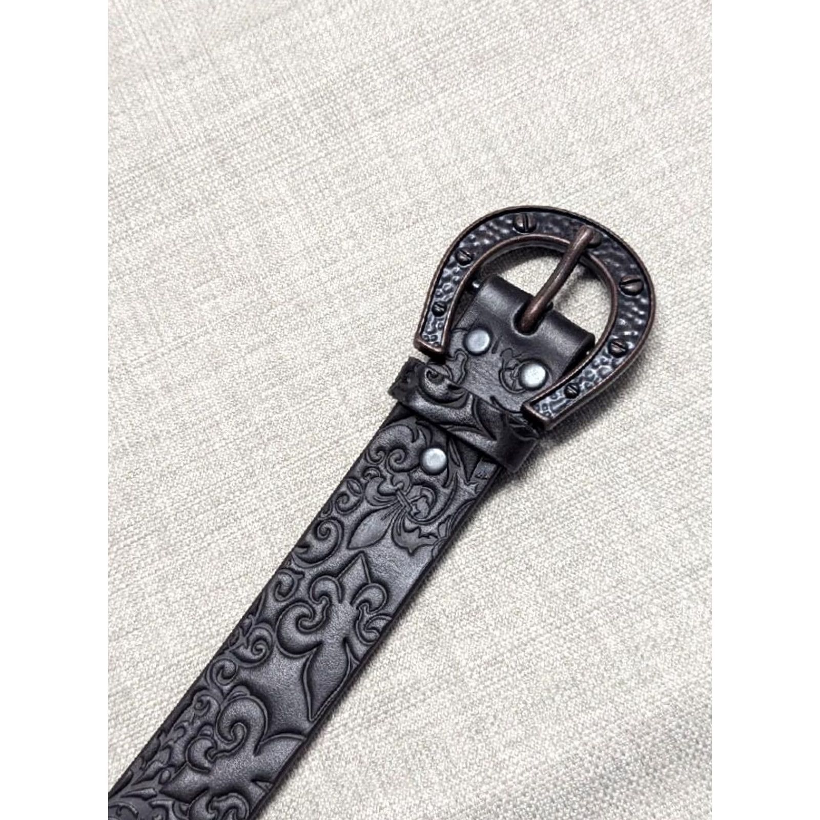 Ariat VINTAGE Ariat belt Western Belt 38 dark brown TOOLED buckle Y2K fleur de lis Men Adults 38 Leather Studded Size 38 - 6 Thumbnail