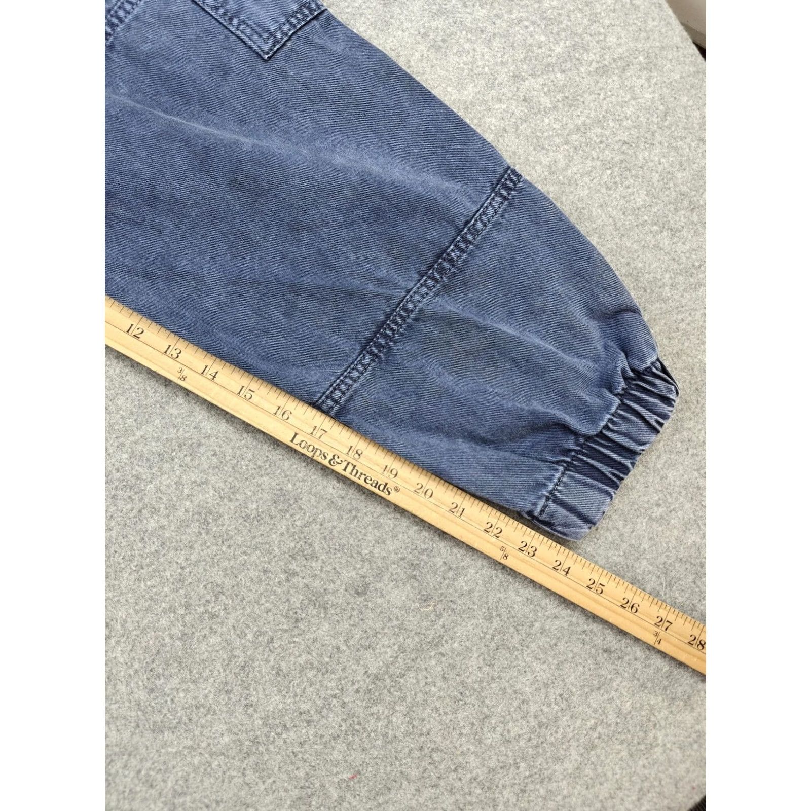 Vintage VINTAGE We The Free Jeans Womens Large Blue Medium Wash High Rise Cargo Jogger Denim Size 36" / US 14 / IT 50 - 6 Thumbnail