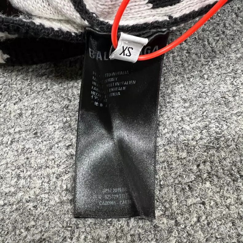 Balenciaga Balenciaga Full-printed barrage slogan wool sweater round Size US XS / EU 42 / 0 - 6 Thumbnail