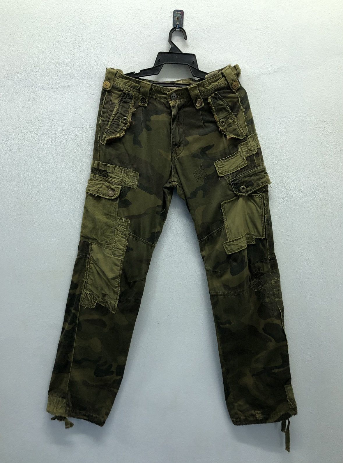 Japanese Brand Vintage Saves Stars Military Cargo Pants Size US 31 - 1 Thumbnail