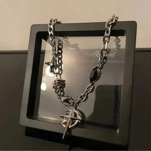 Jewelry Moon Pendant Necklace Size ONE SIZE - 1 Thumbnail