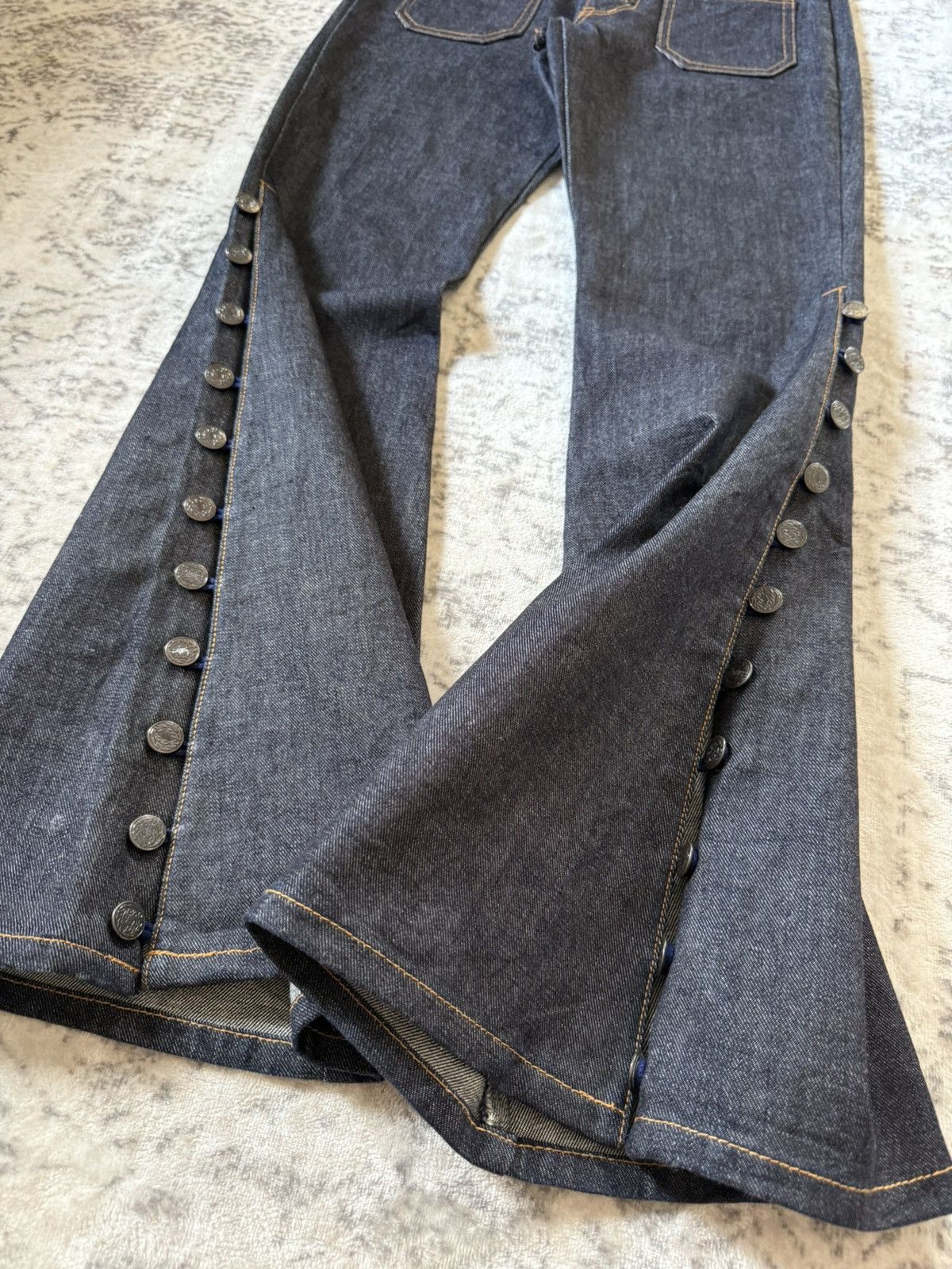Tornado Mart Tornado Mart Style Side Button Bell Bottom Flare Jeans Size US 29 - 10 Thumbnail
