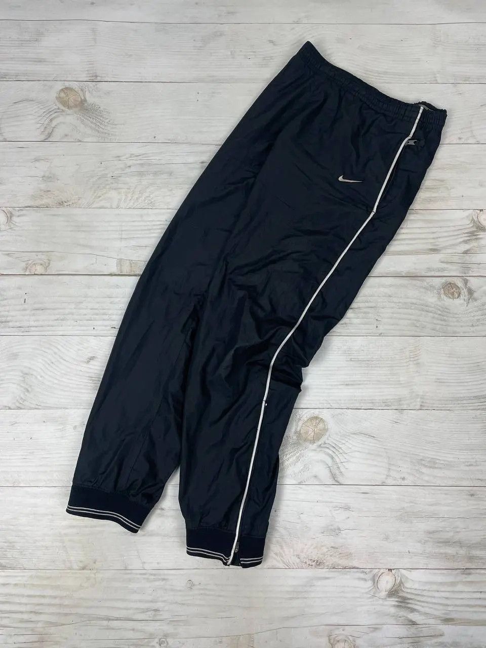 Nike Vintage Nike Nylon Pants Track 90s Swoosh Striped Y2K Size US 30 / EU 46 - 1 Thumbnail