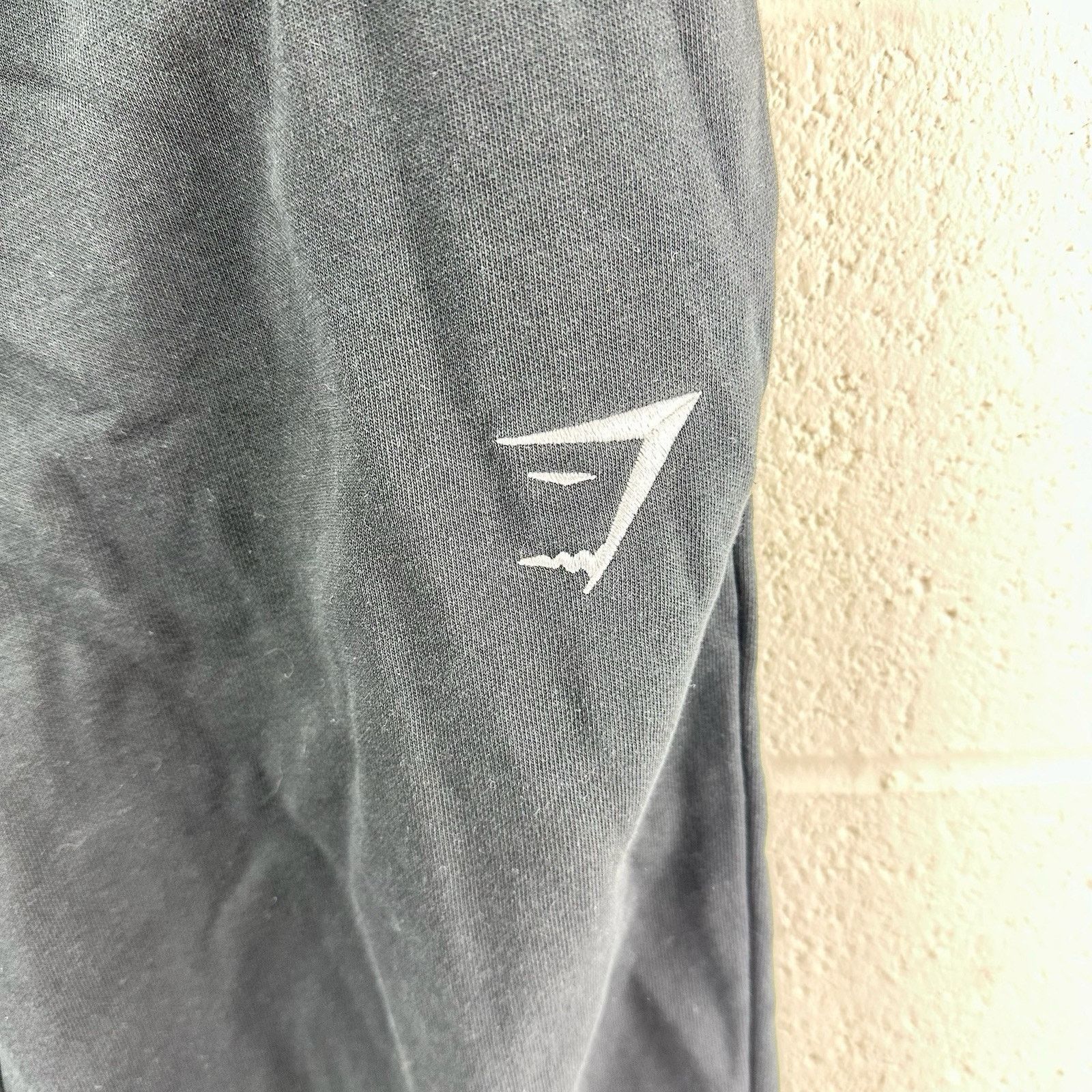 Gymshark Gymshark Men's Fleece Sweatpants Joggers Black Pockets Sz L Size US 41 - 2 Thumbnail