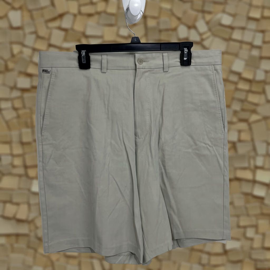 Tommy Bahama Tommy Bahama Shorts Mens 36 Ivory Tan Flat Front Cotton Silk Blend Golf Boating Size US 36 / EU 52 - 1 Thumbnail