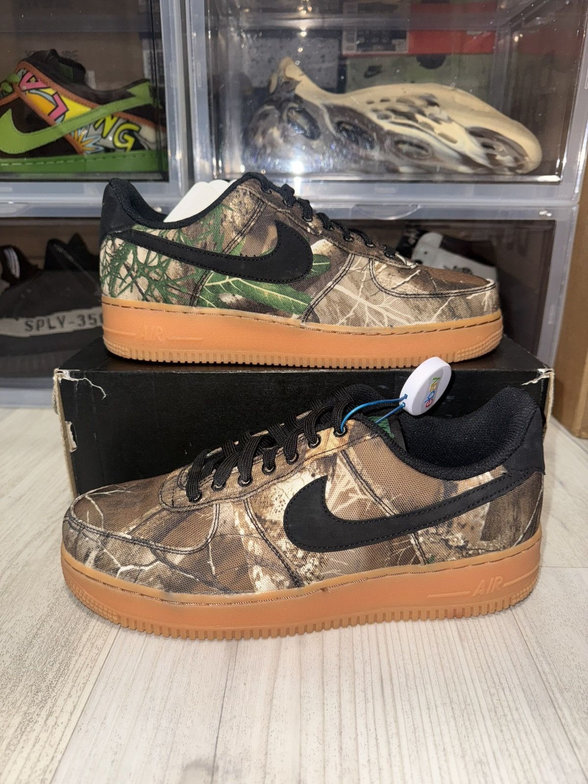 Nike Nike Air Force 1 Low RealTree Camo Black Gum Size US 8.5 / EU 41-42 - 2 Thumbnail