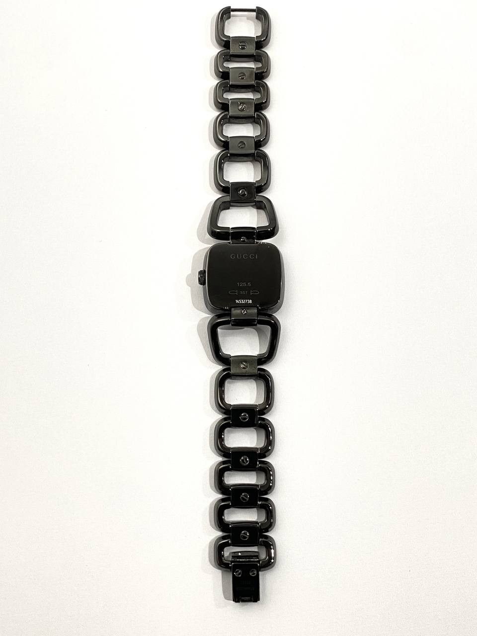 Gucci GG 125 Series Logo Steel Bracelet Black Wrist Watch