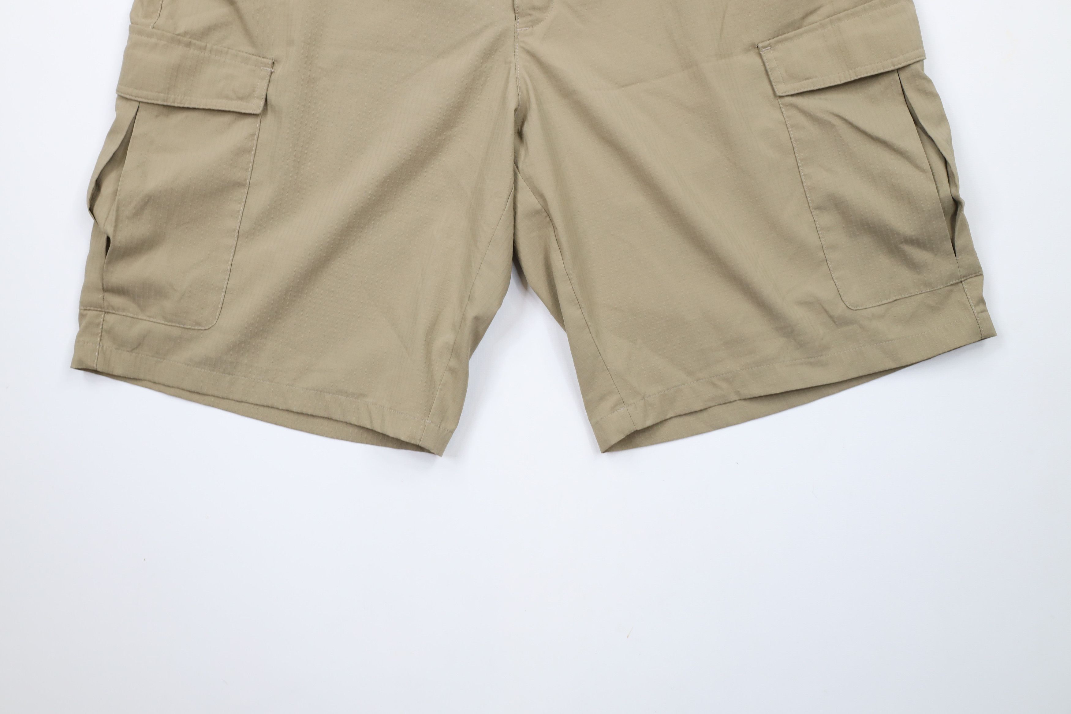 Under Armour × Vintage Under Armour Distressed Above Knee Cargo Shorts Beige Size US 34 / EU 50 - 4 Thumbnail