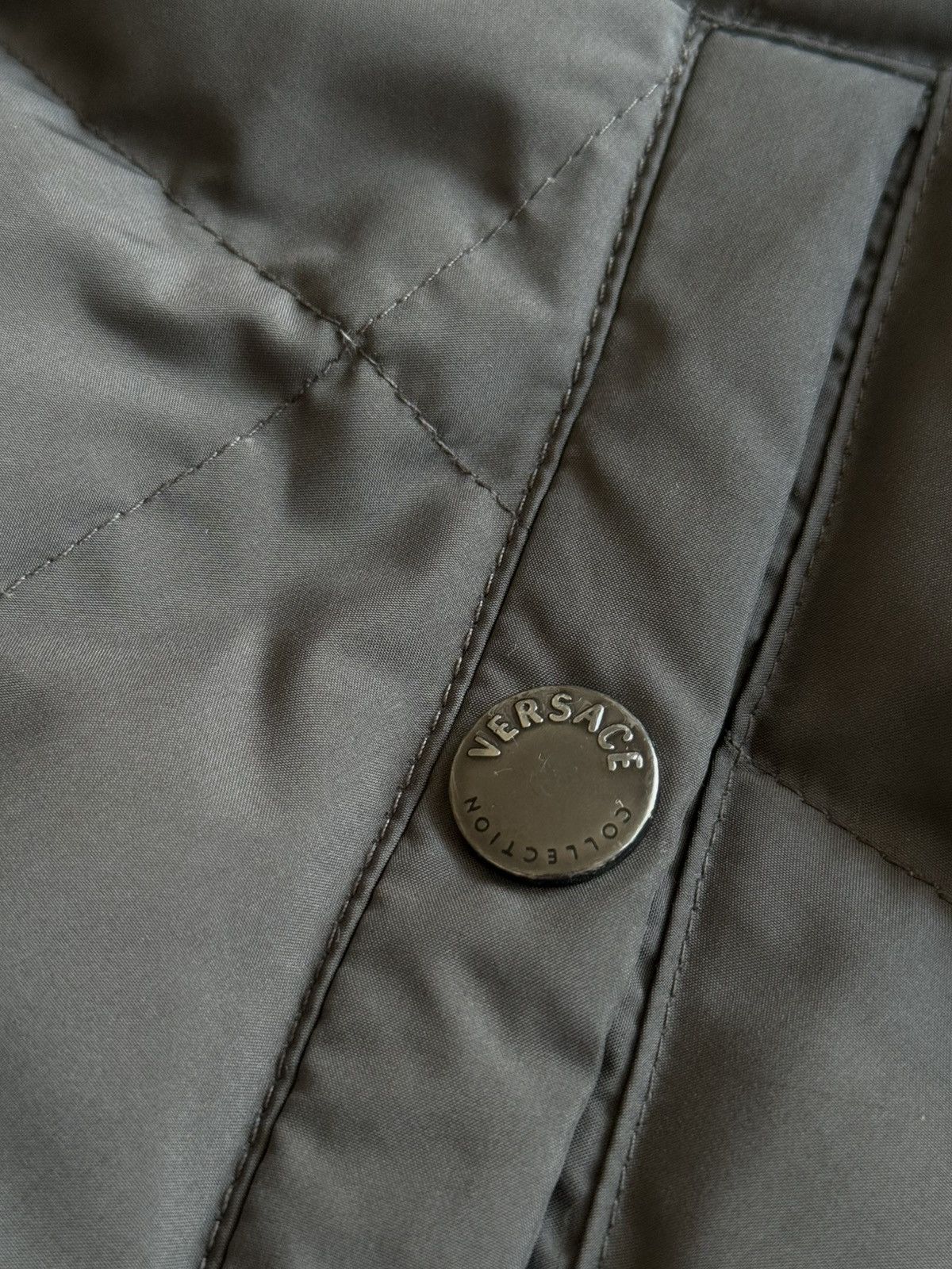 Versace Versace Collection padded down vintage jacket Size US L / EU 52-54 / 3 - 6 Thumbnail