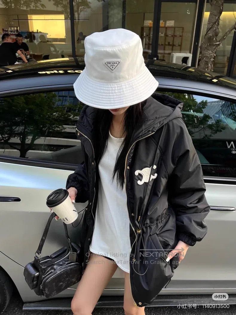 Prada Prada White fisherman's hat with triangles Size ONE SIZE - 7 Thumbnail