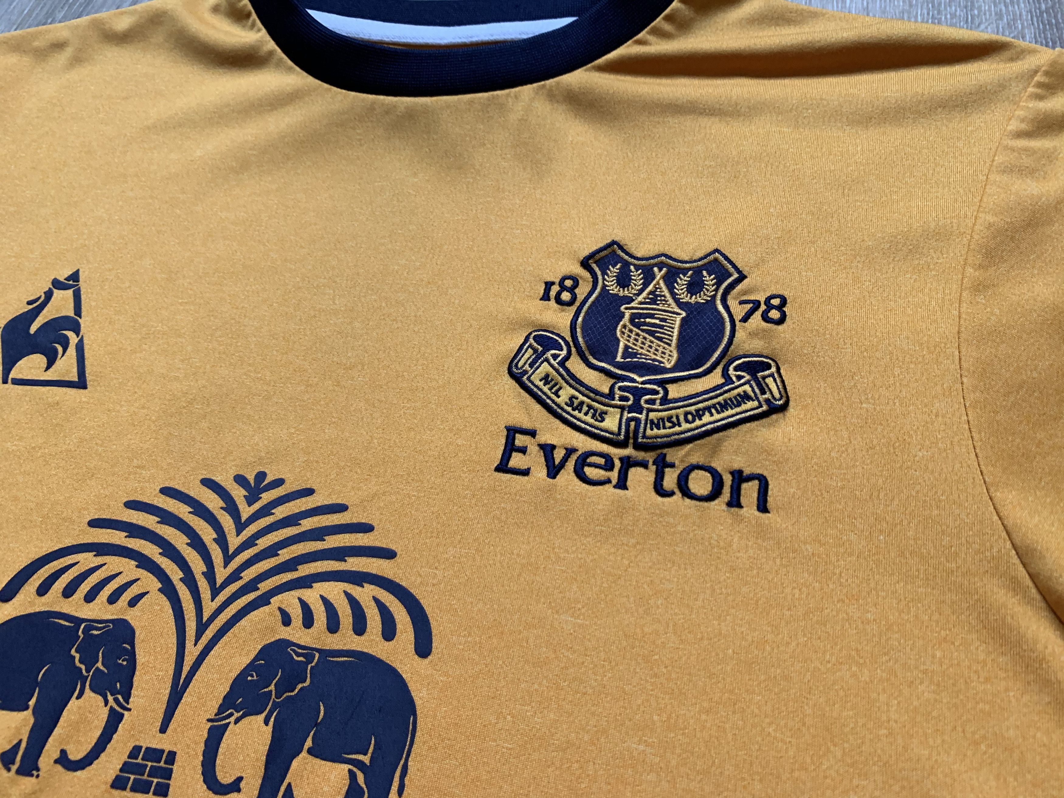 Le Coq Sportif × Vintage Vintage Le Coq Sportif Everton Away Shirt 2011-2012 Size US M / EU 48-50 / 2 - 4 Thumbnail